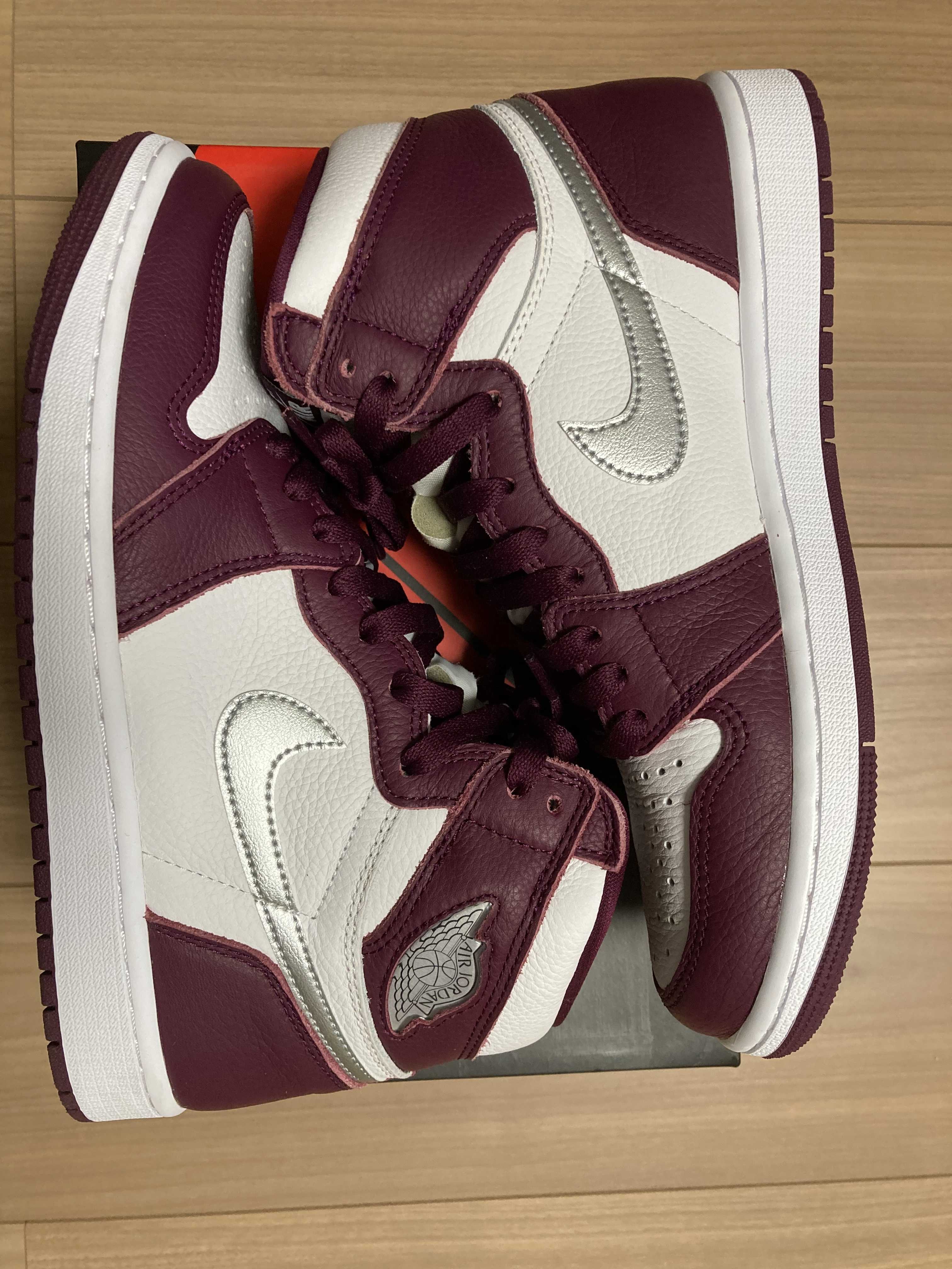 Nike Air Jordan 1 High OG "Bordeaux"