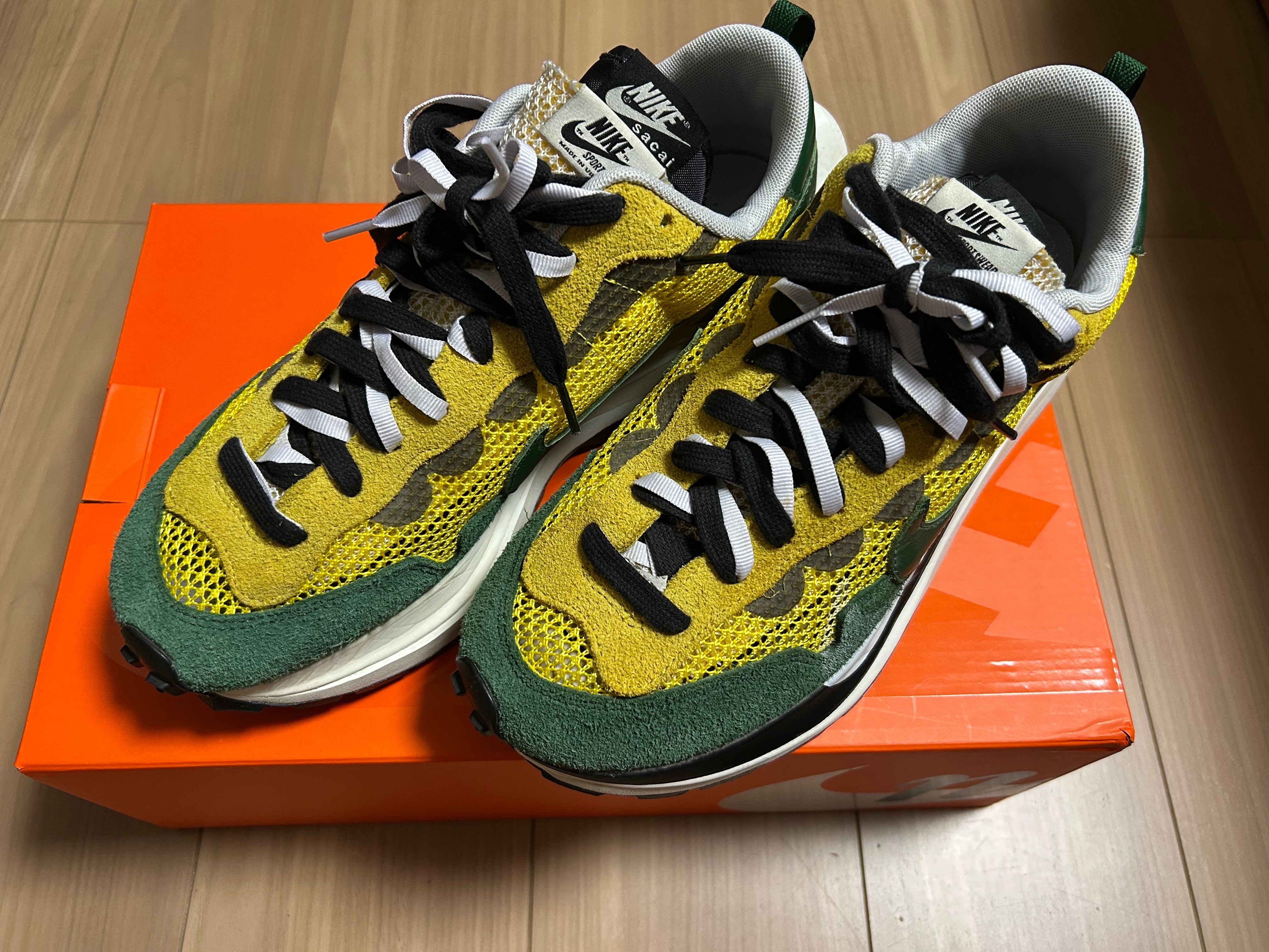 sacai × Nike Vapor Waffle "Tour Yellow/Stadium Green-Sail"