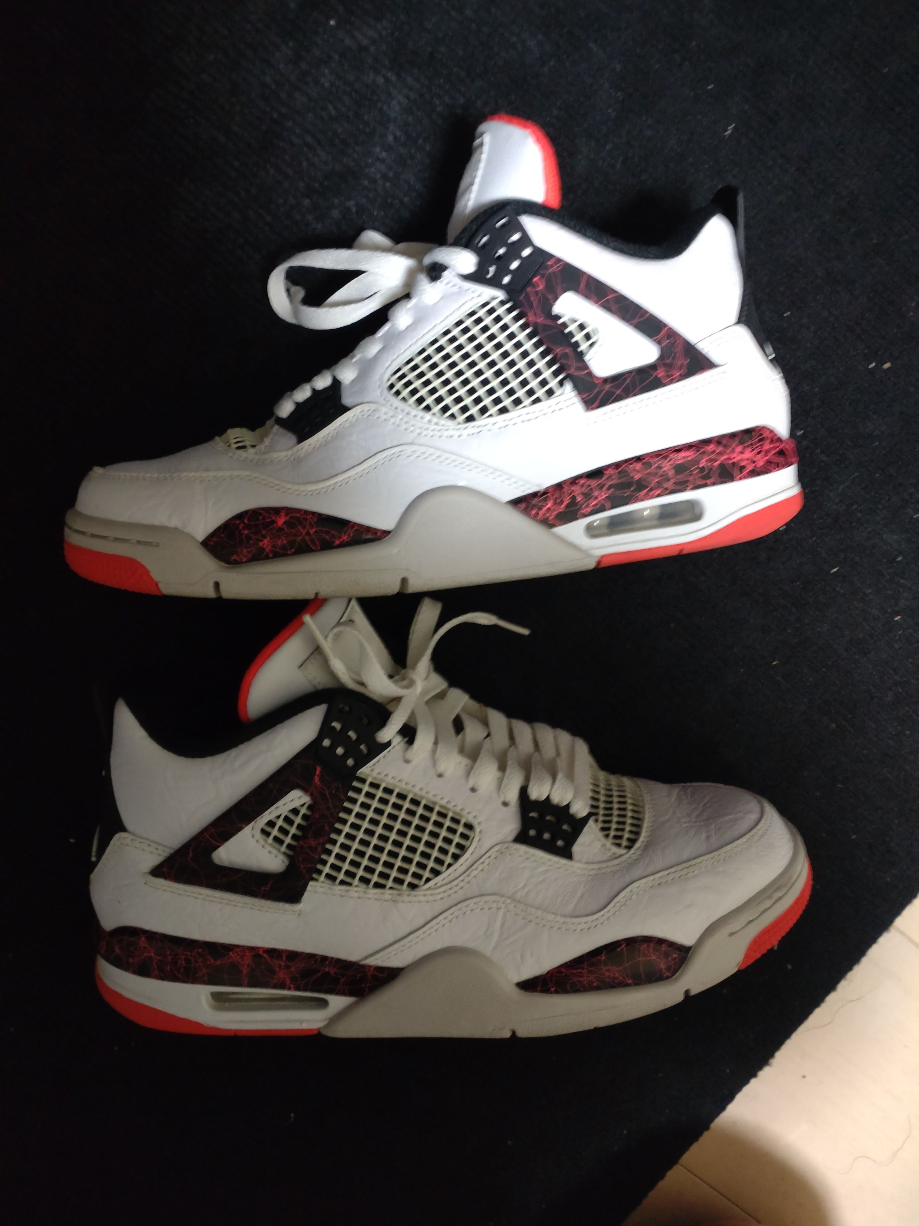 Nike Air Jordan 4 Retro "Flight Nostalgia"