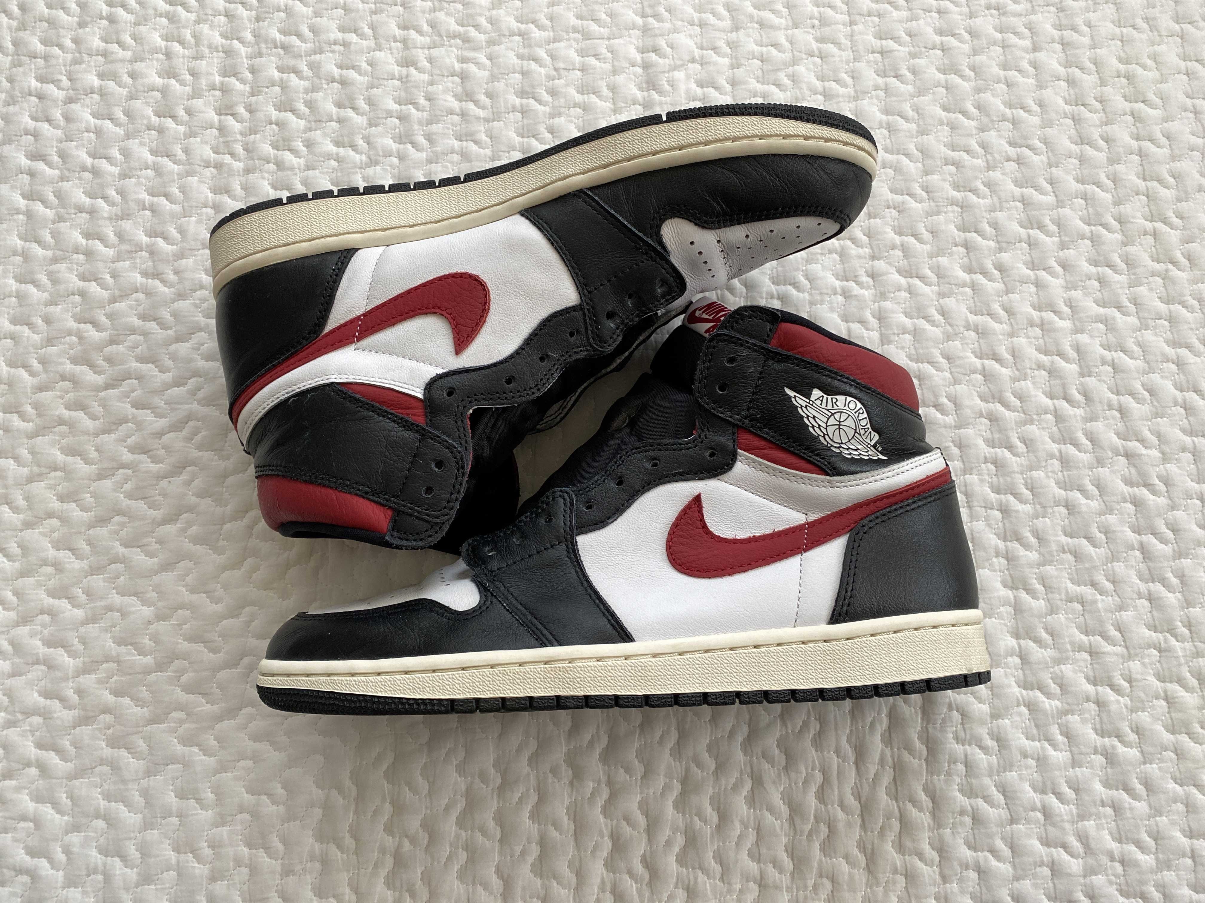 Nike Air Jordan 1 Retro High "Black/White/Sail/Gym Red"    