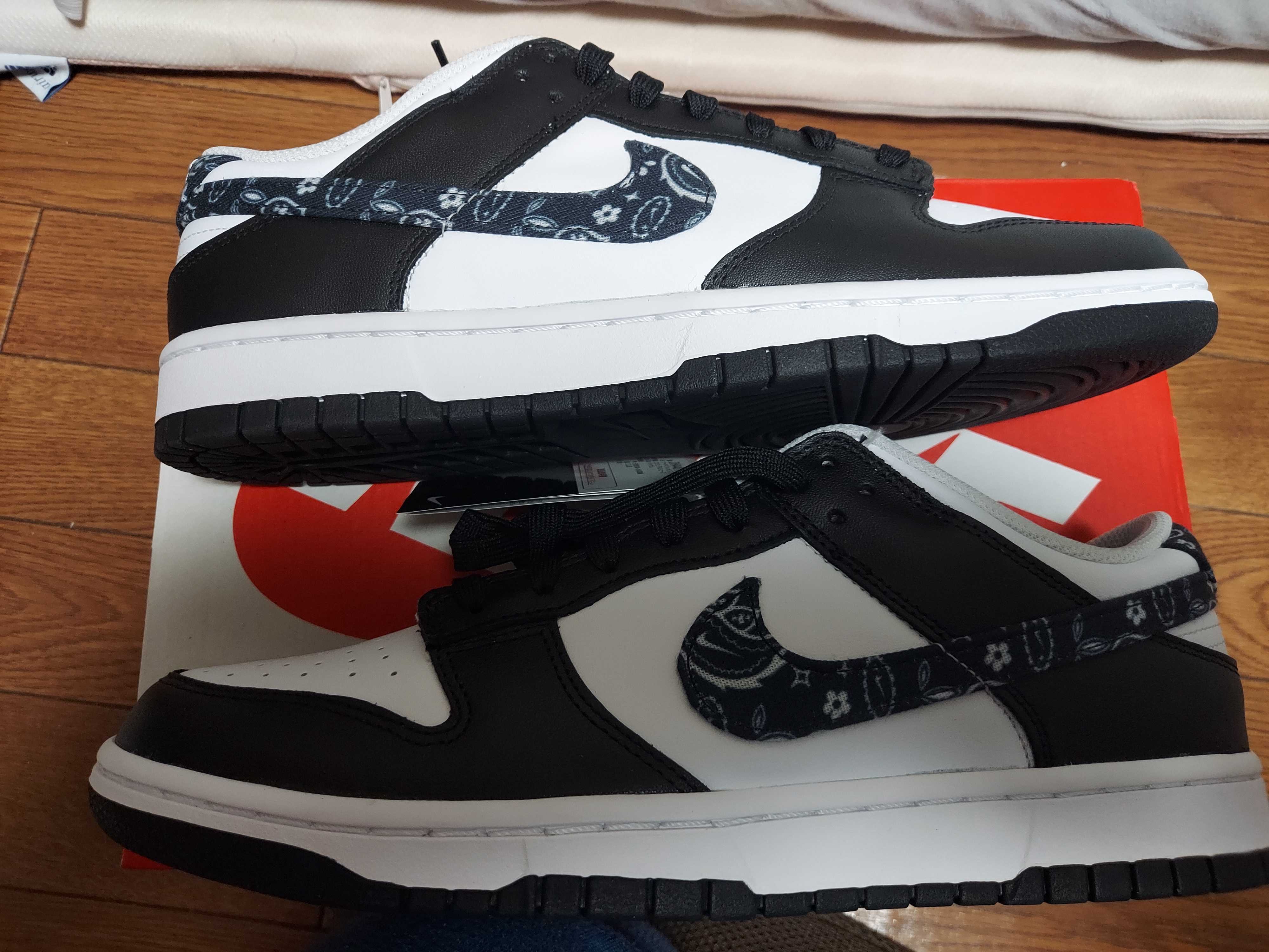 Nike Women's Dunk Low ESS "Black Paisley"