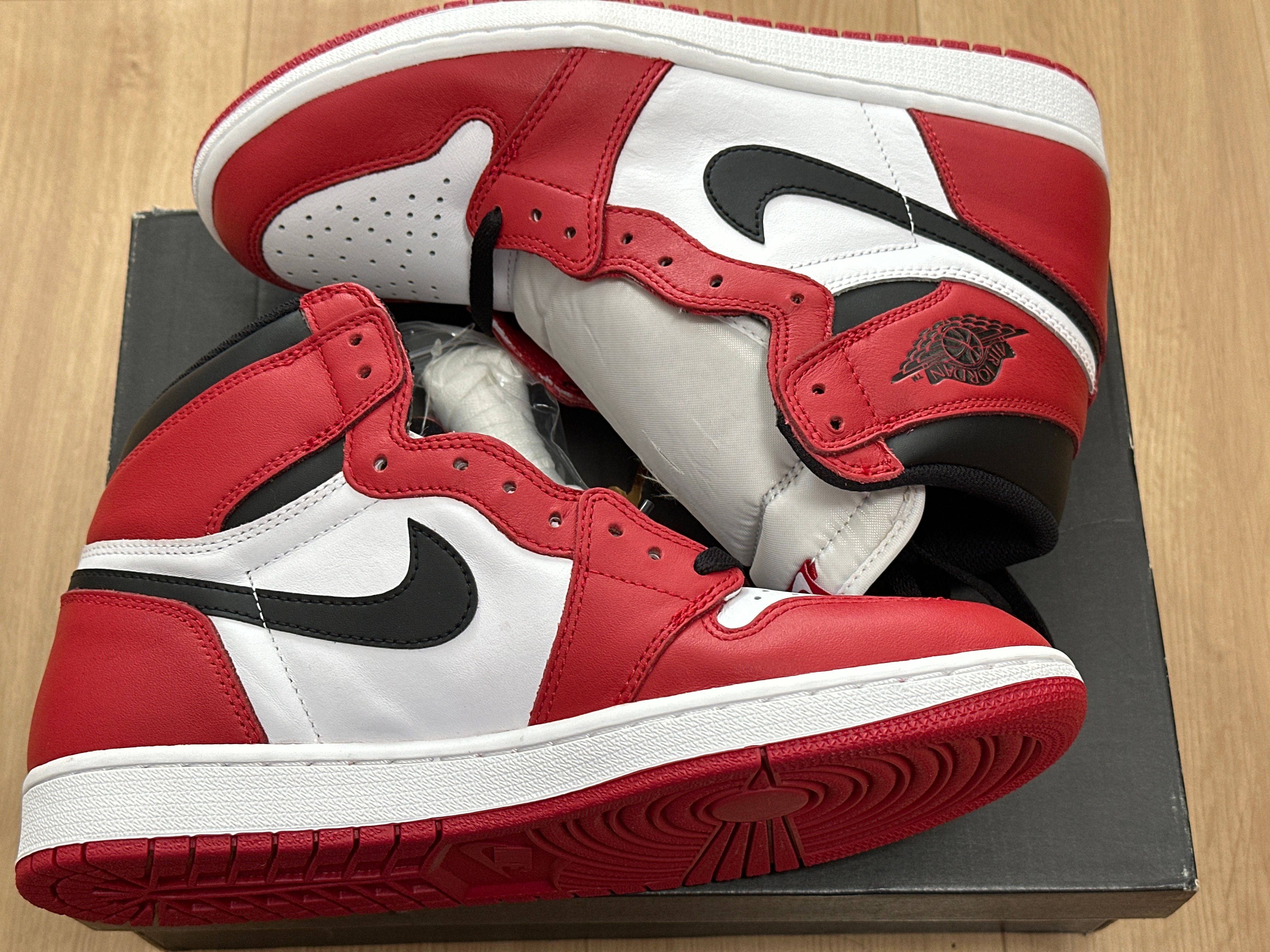 Nike Air Jordan 1 Retro High "Chicago" (2015)