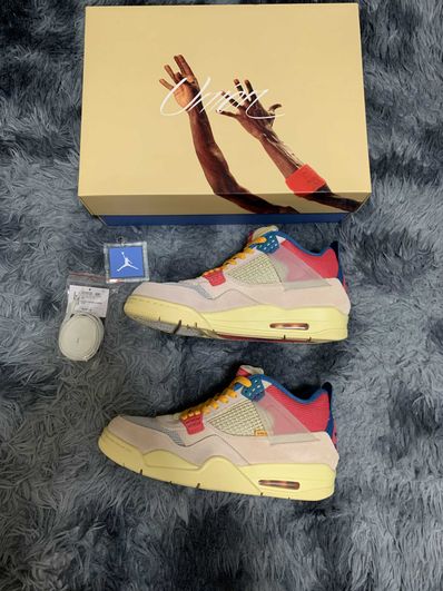UNION × Nike Air Jordan 4 SP "Guava Ice/Light Fusion Red"