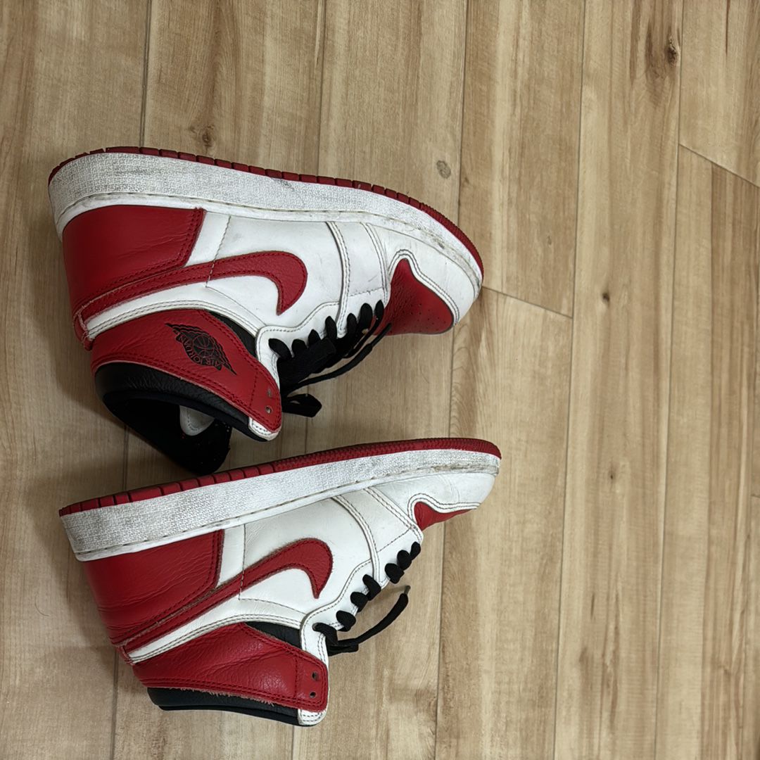 Nike Air Jordan 1 High OG "Heritage" 