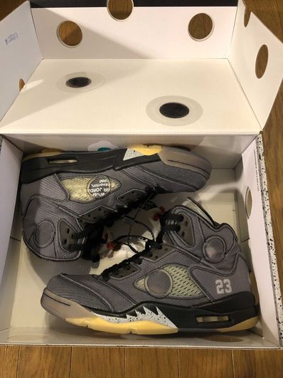 Off-White × Nike Air Jordan 5 "Black/Muslin/Fire Red"