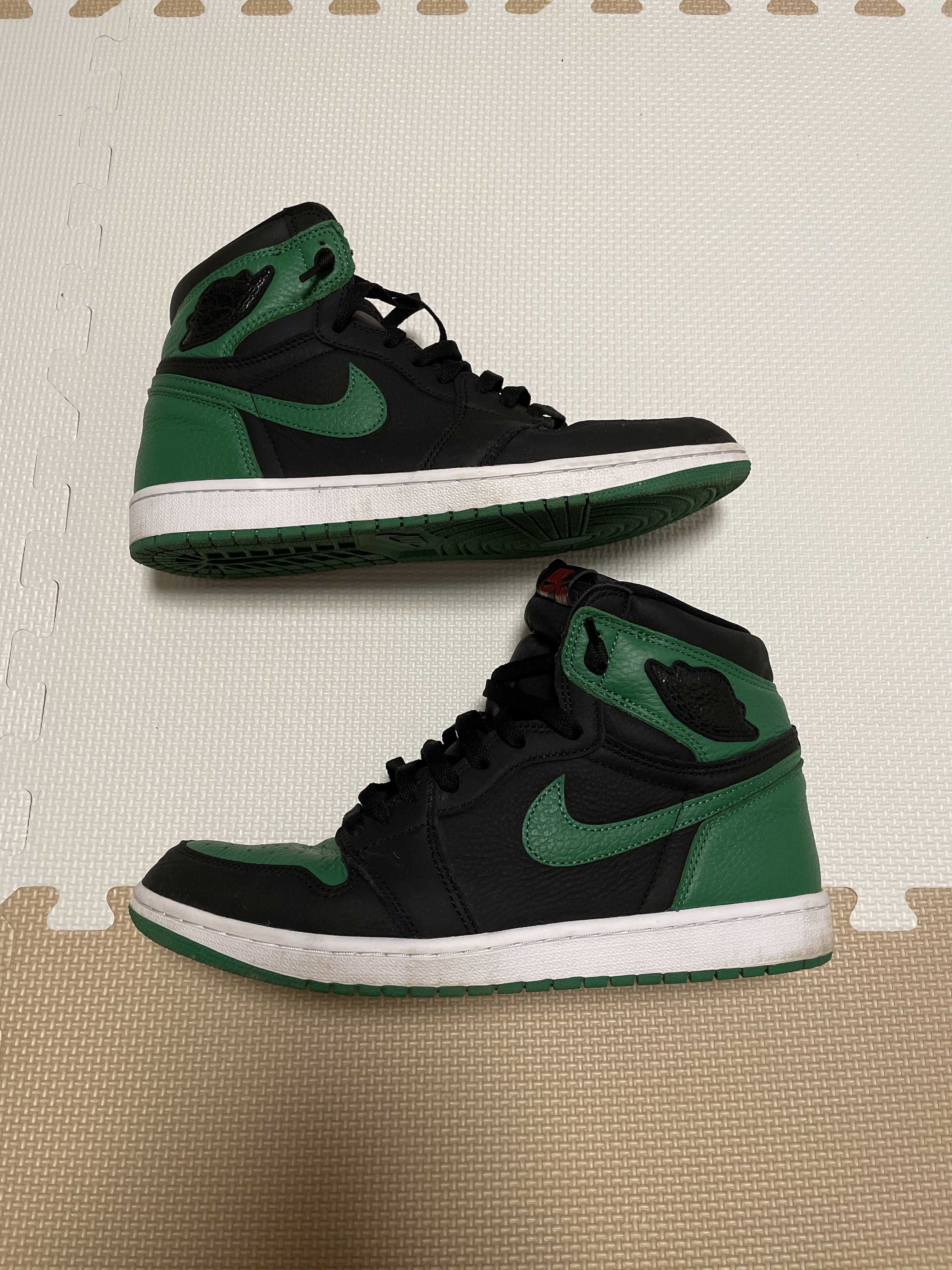 Nike Air Jordan 1 Retro High OG "Black/Pine Green" (2020)