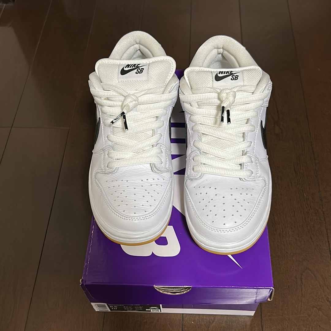Nike SB Dunk Low Pro "White/Black-White-Gum Light Brown"