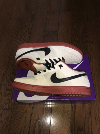 Nike SB Dunk Low Pro "Hennessy"