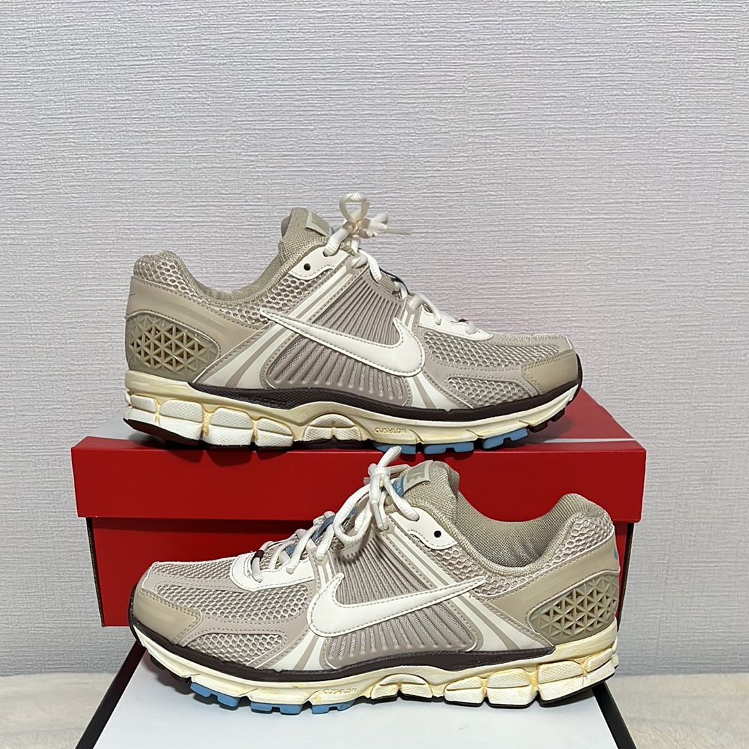 Nike Women's Zoom Vomero 5 "Oatmeal"