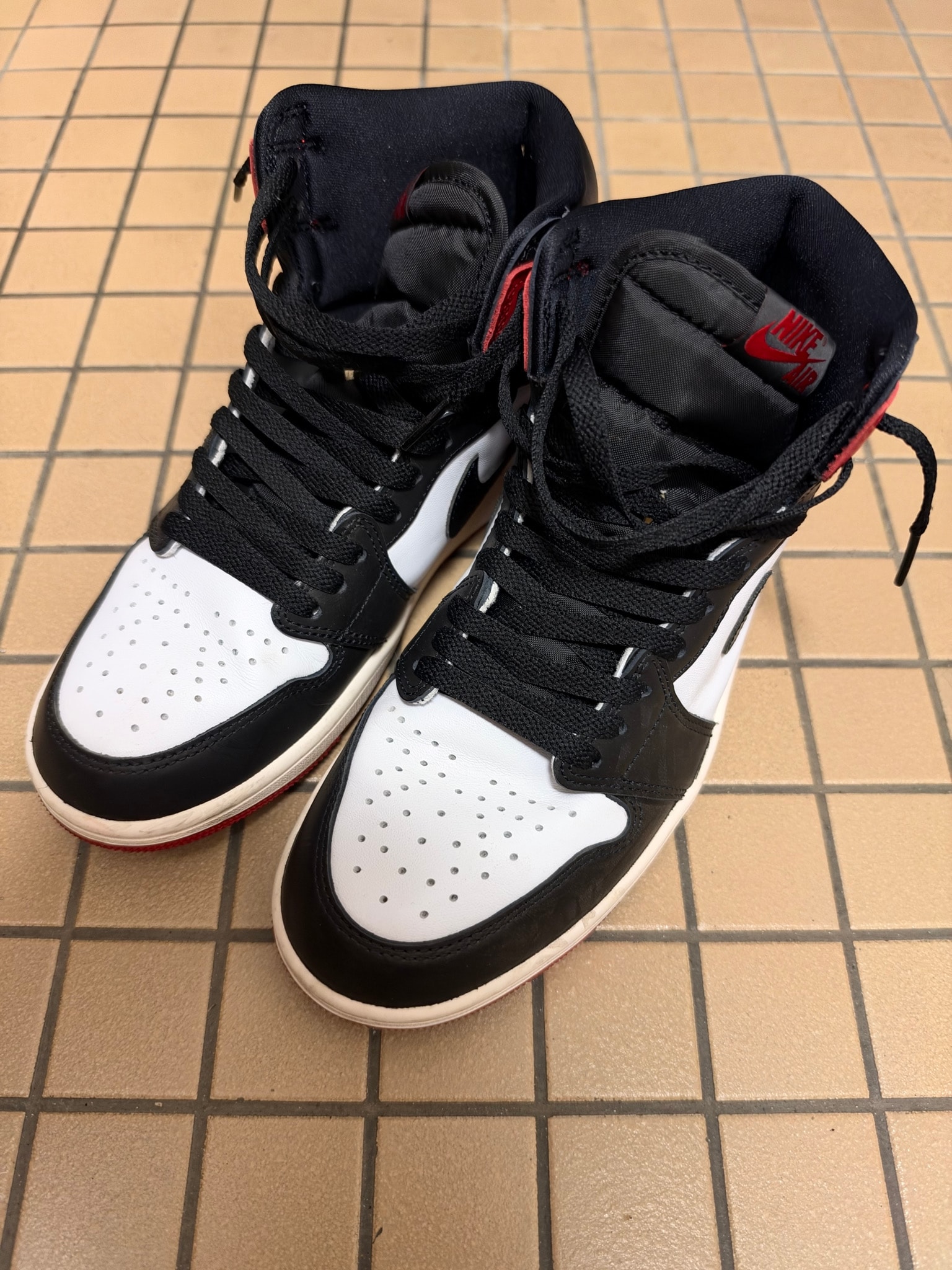 Nike Air Jordan 1 Retro High OG "Black Toe Reimagined"
