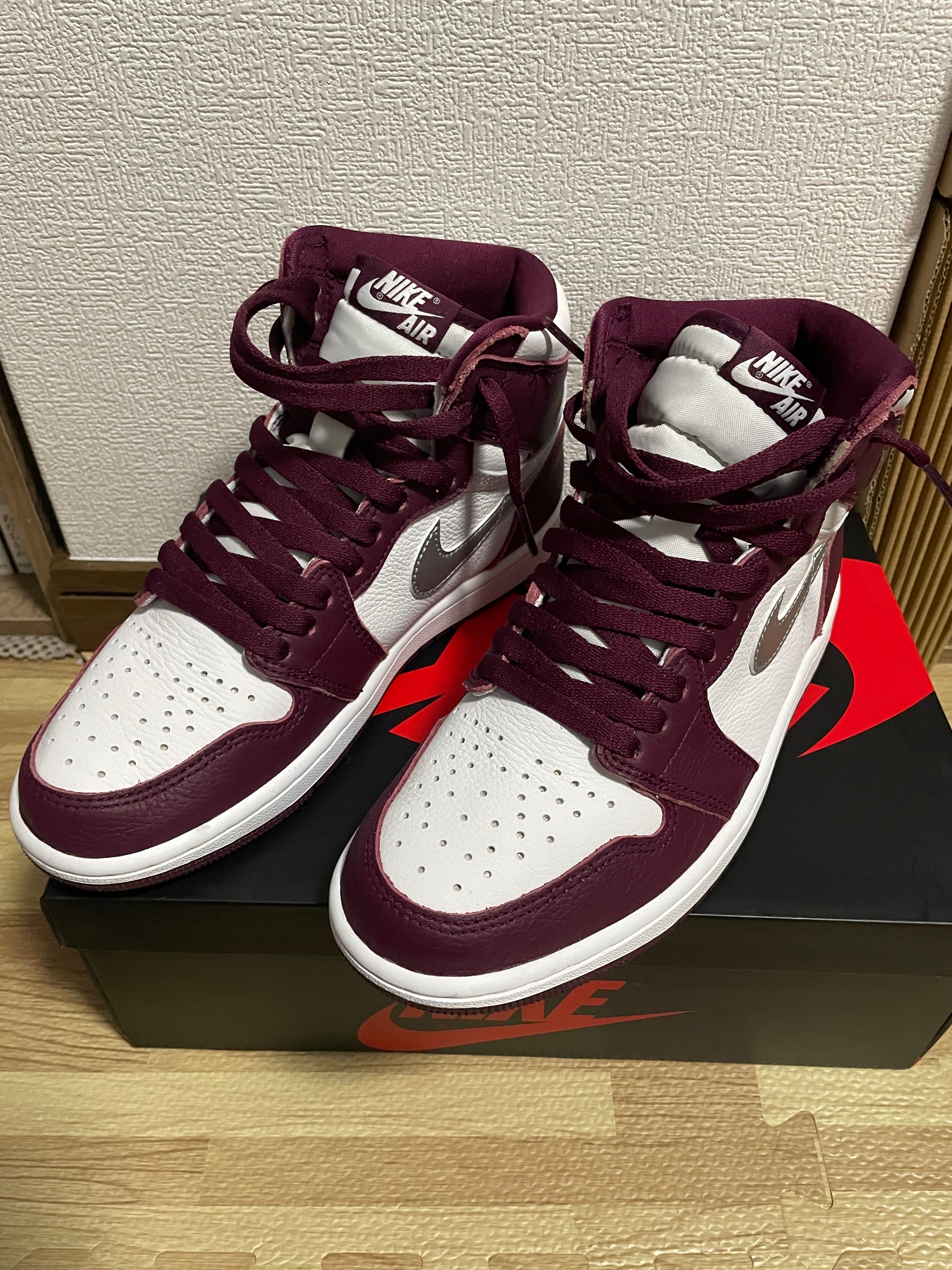 Nike Air Jordan 1 High OG "Bordeaux"
