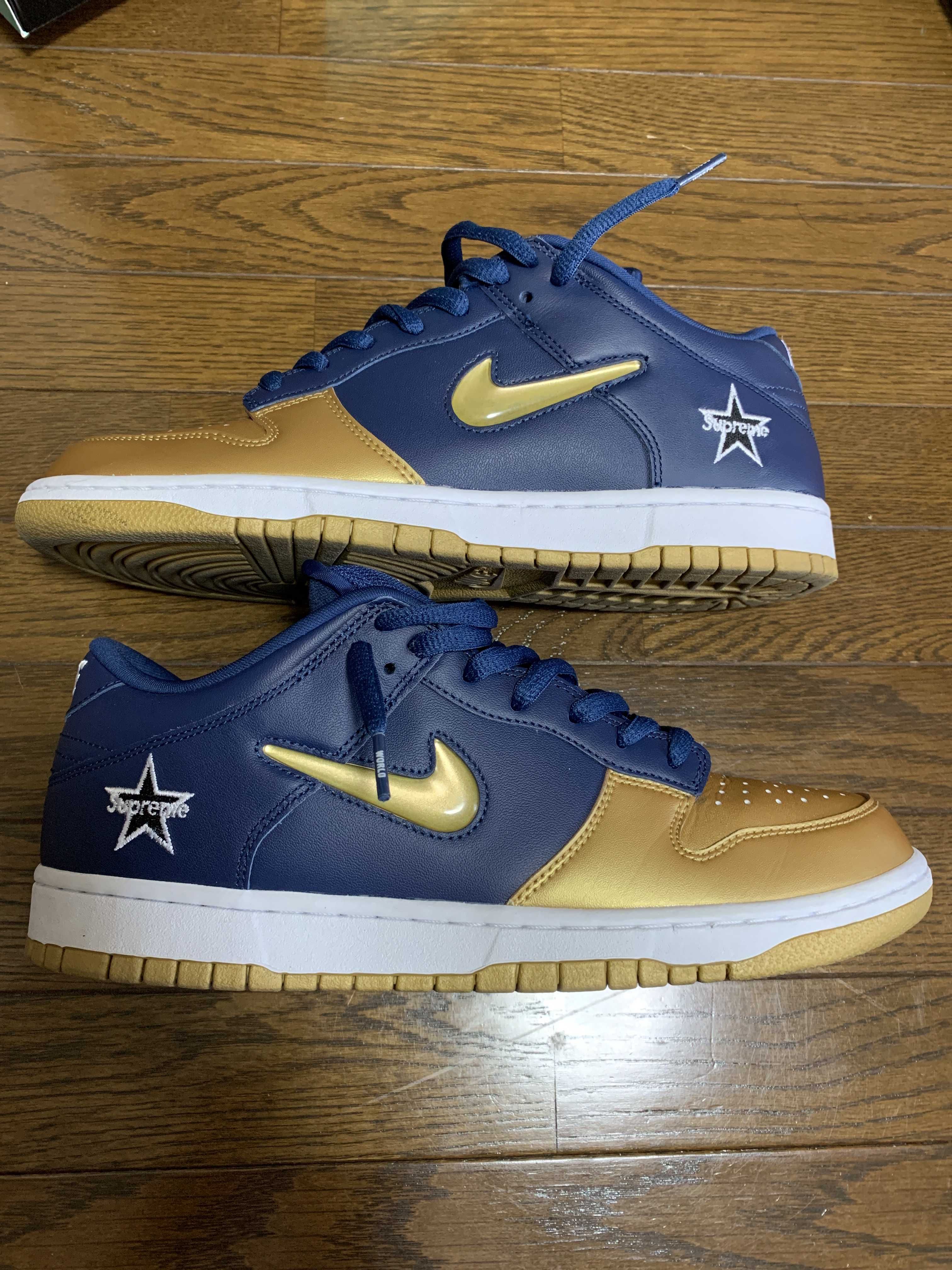 Supreme × Nike SB Dunk Low OG QS "Metallic Gold/Navy"