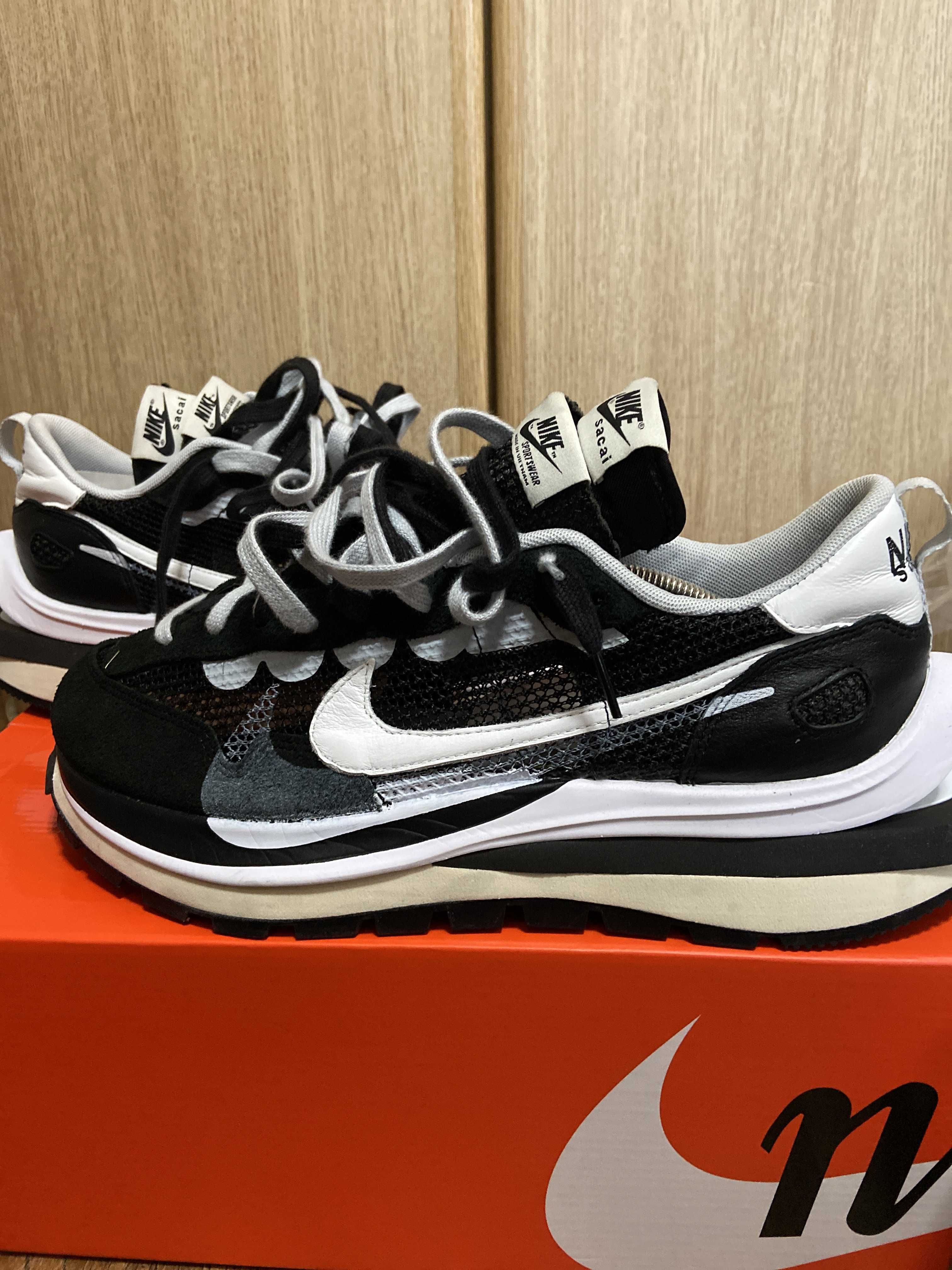 sacai × Nike Vapor Waffle "Black and White"