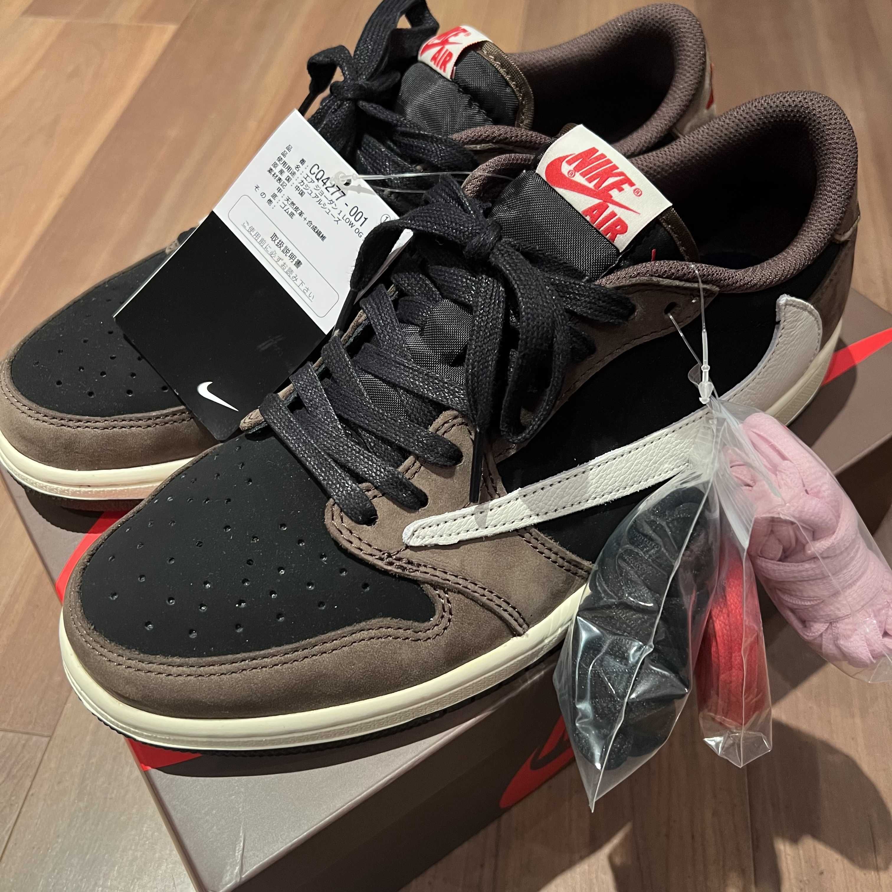 Travis Scott × Nike Air Jordan 1 Low OG SP-T "Black/Dark Mocha"