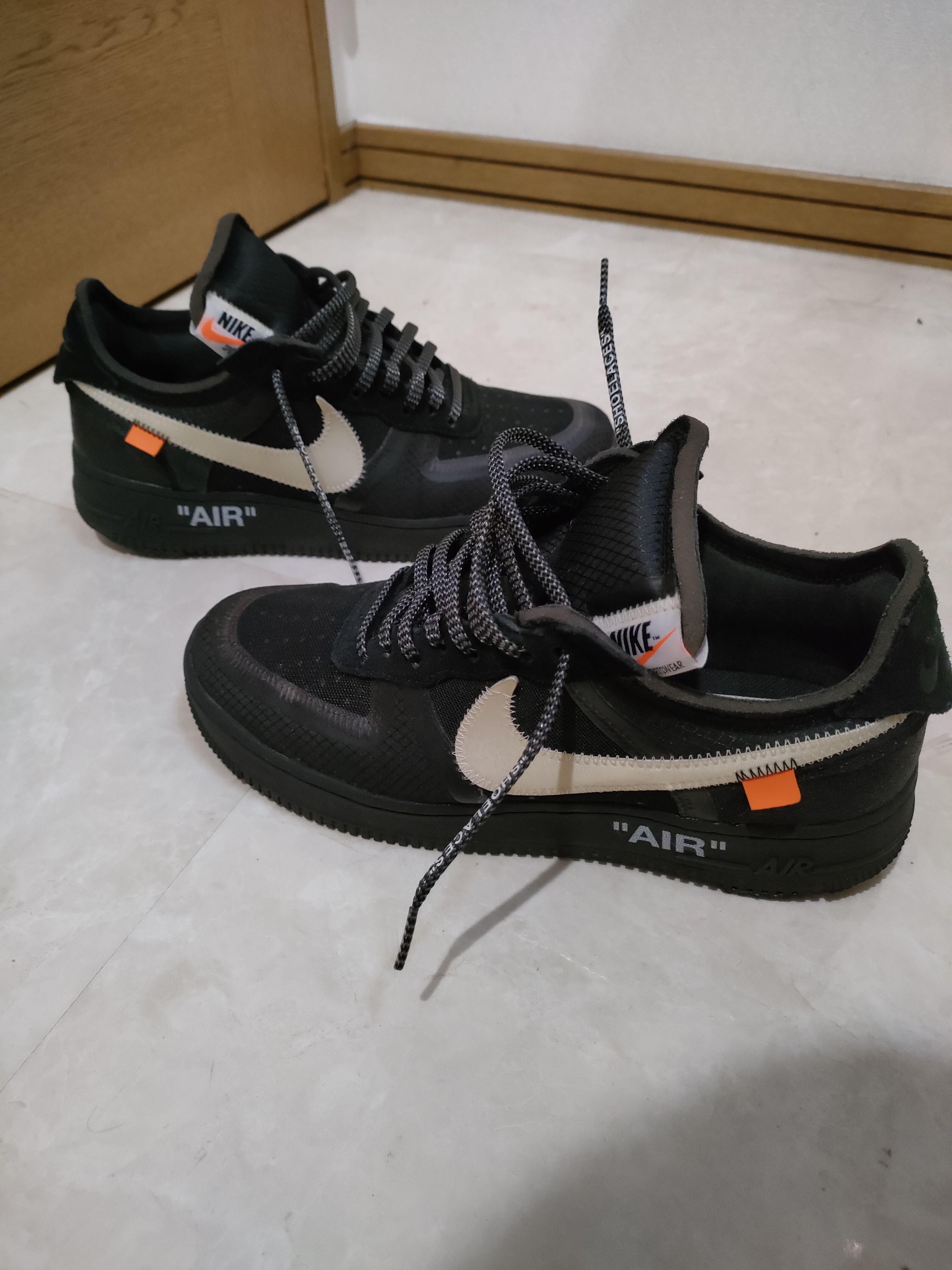 Off-White × Nike Air Force 1 Low "Black"
