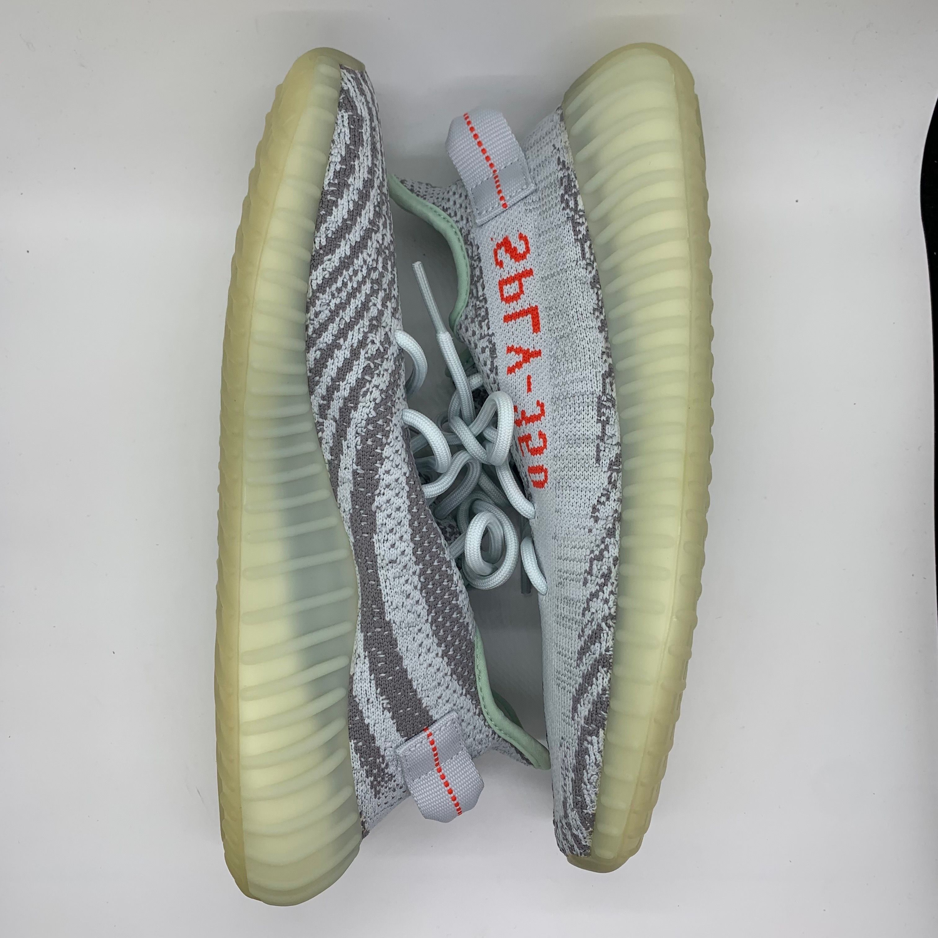 adidas YEEZY Boost 350 V2 "Blue Tint"