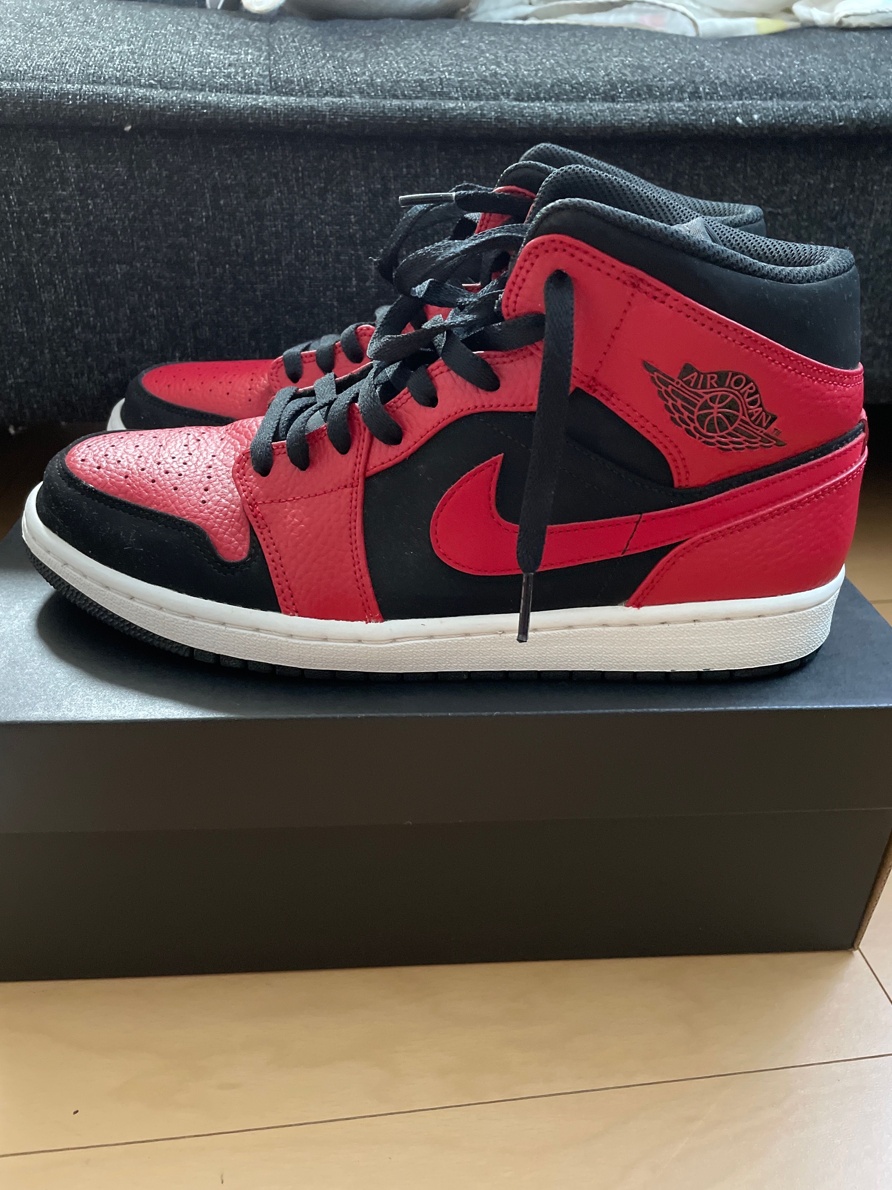 Nike Air Jordan 1 Mid "Reverse Bred"