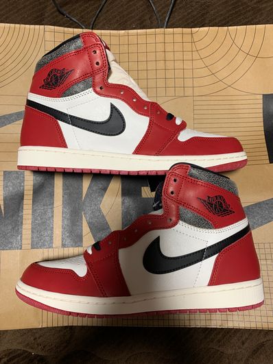 Nike Air Jordan 1 High OG "Lost & Found/Chicago"