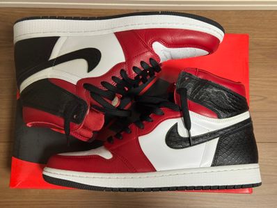 Nike Women's Air Jordan 1 High OG "Satin Red"