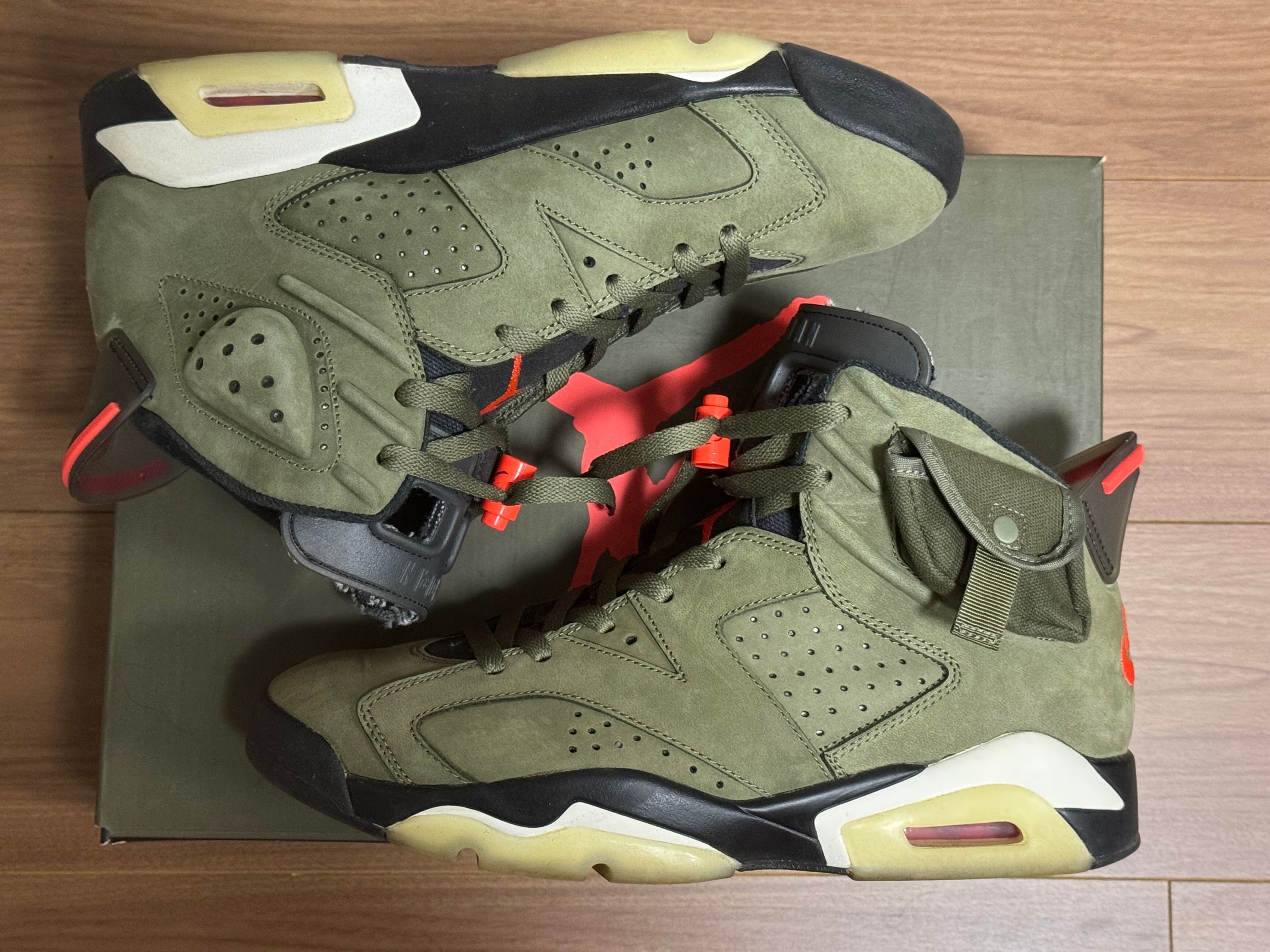 Travis Scott × Nike Air Jordan 6 Retro "Medium Olive"