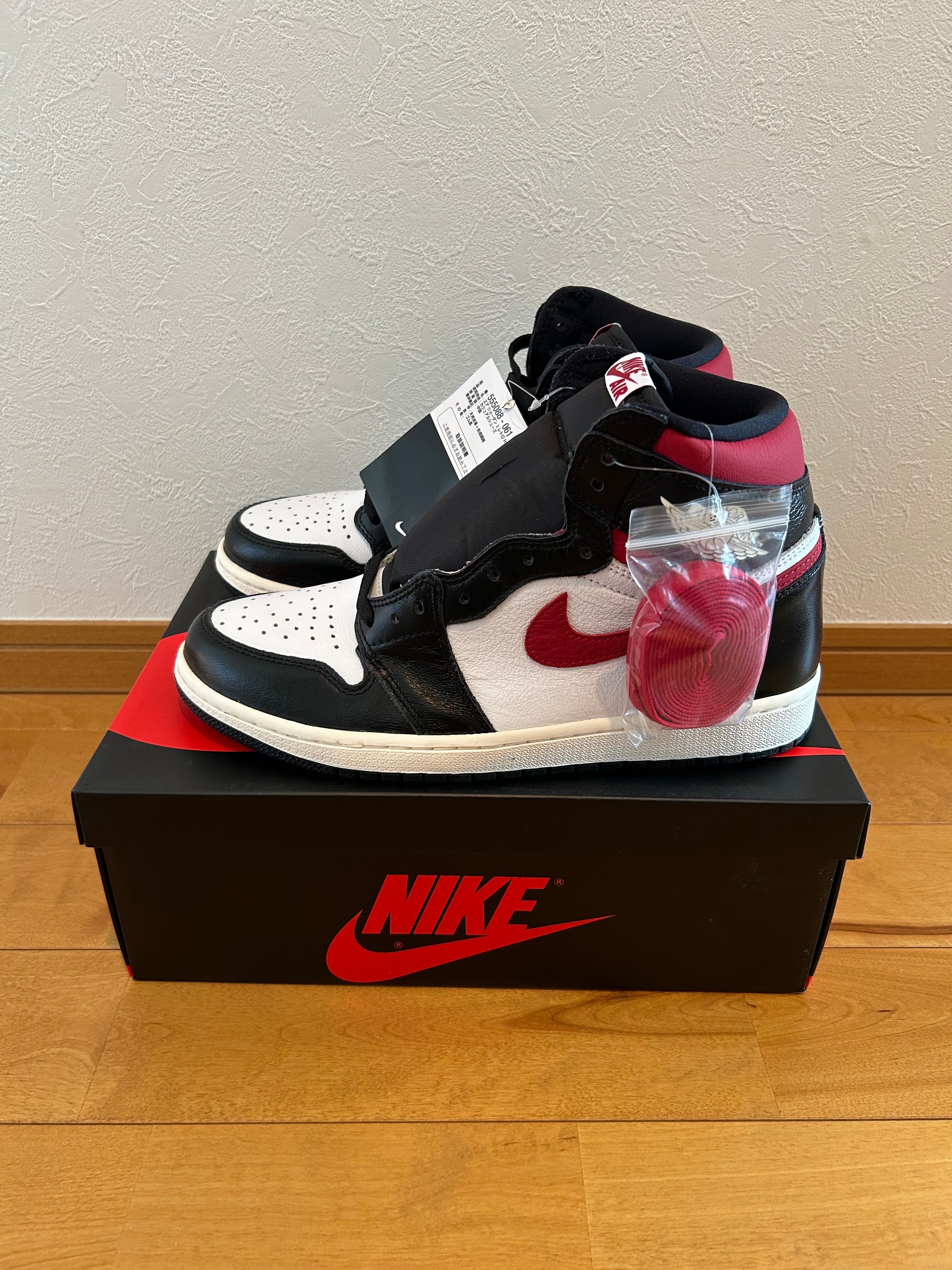 Nike Air Jordan 1 Retro High "Black/White/Sail/Gym Red"    