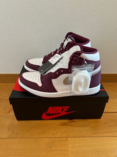 Nike Air Jordan 1 High OG "Bordeaux"