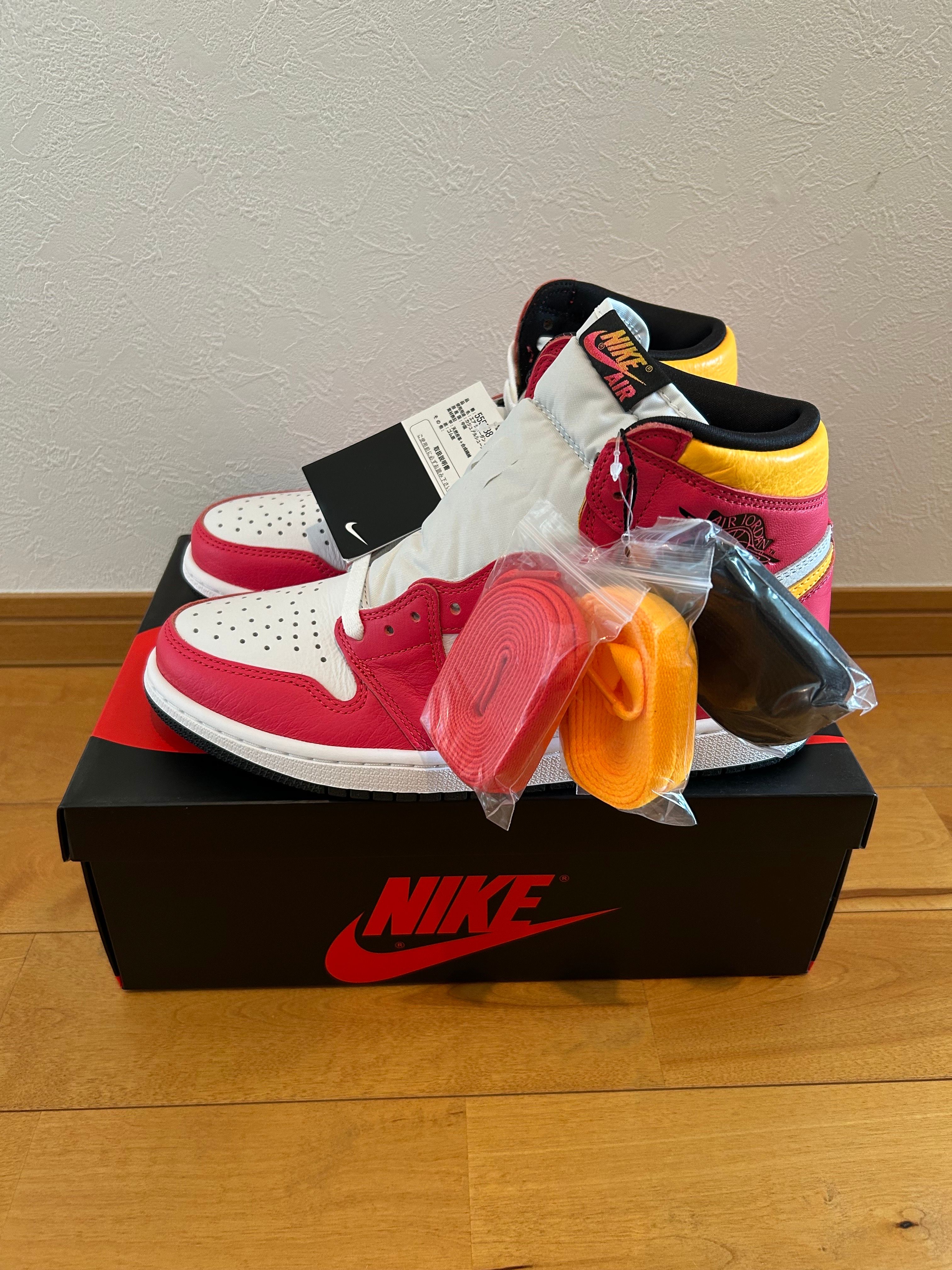 Nike Air Jordan 1 High OG "Light Fusion Red"