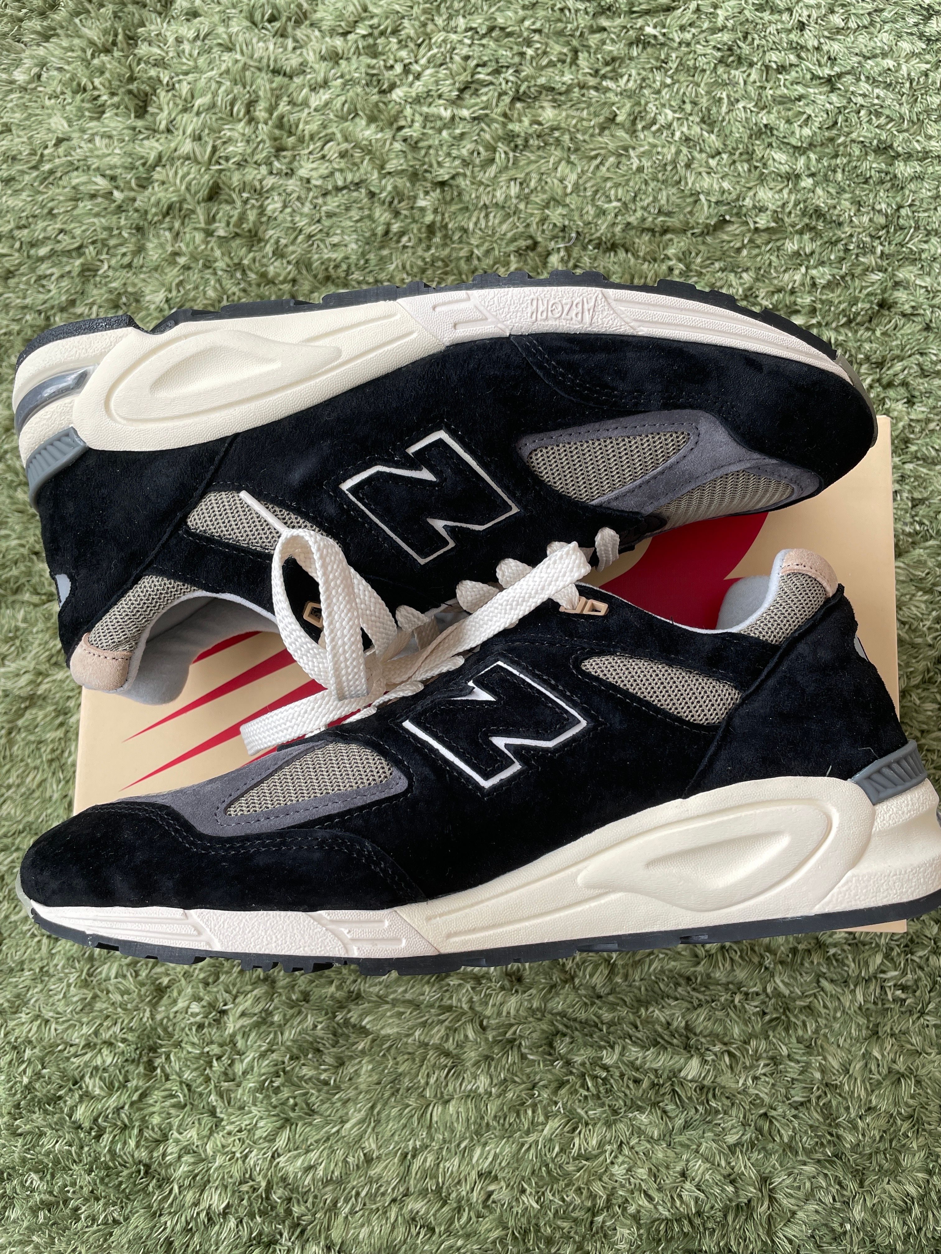 New Balance 990V2 "Black/True Camo"