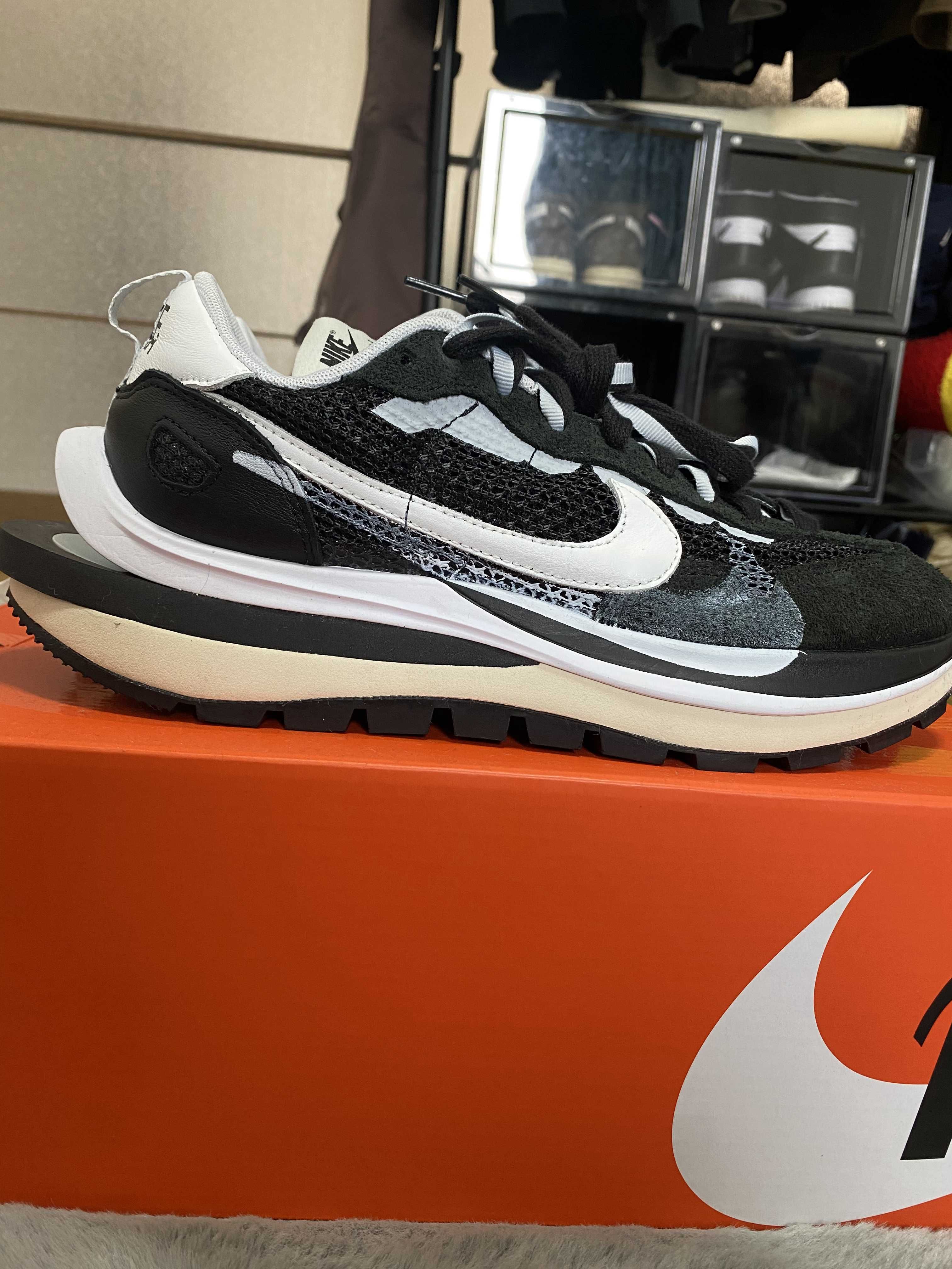 sacai × Nike Vapor Waffle "Black and White"