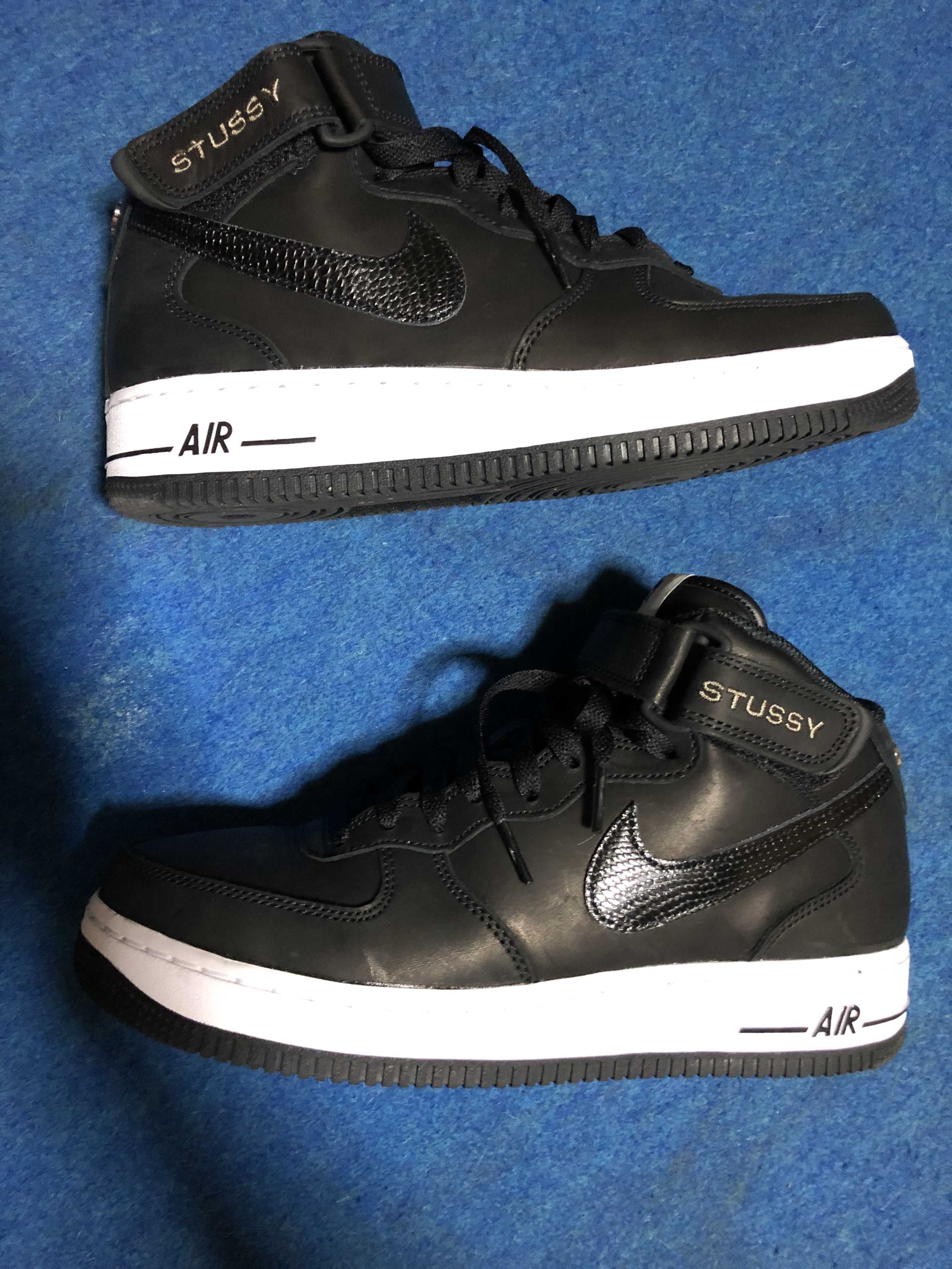 Stussy × Nike Air Force 1 Mid "Black/Black"