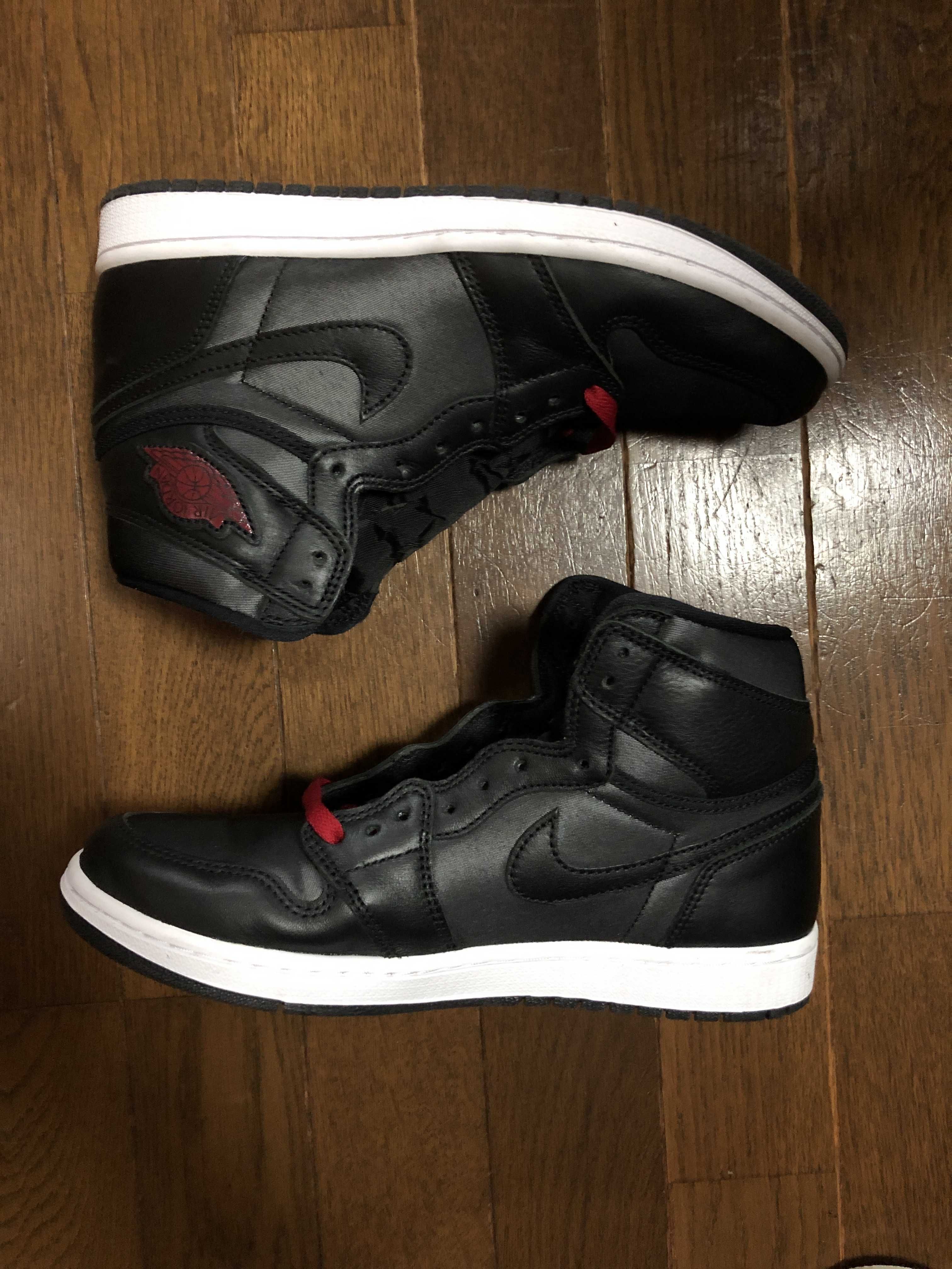 Nike Air Jordan 1 Retro High OG "Black/Metallic Silver/Gym Red"  