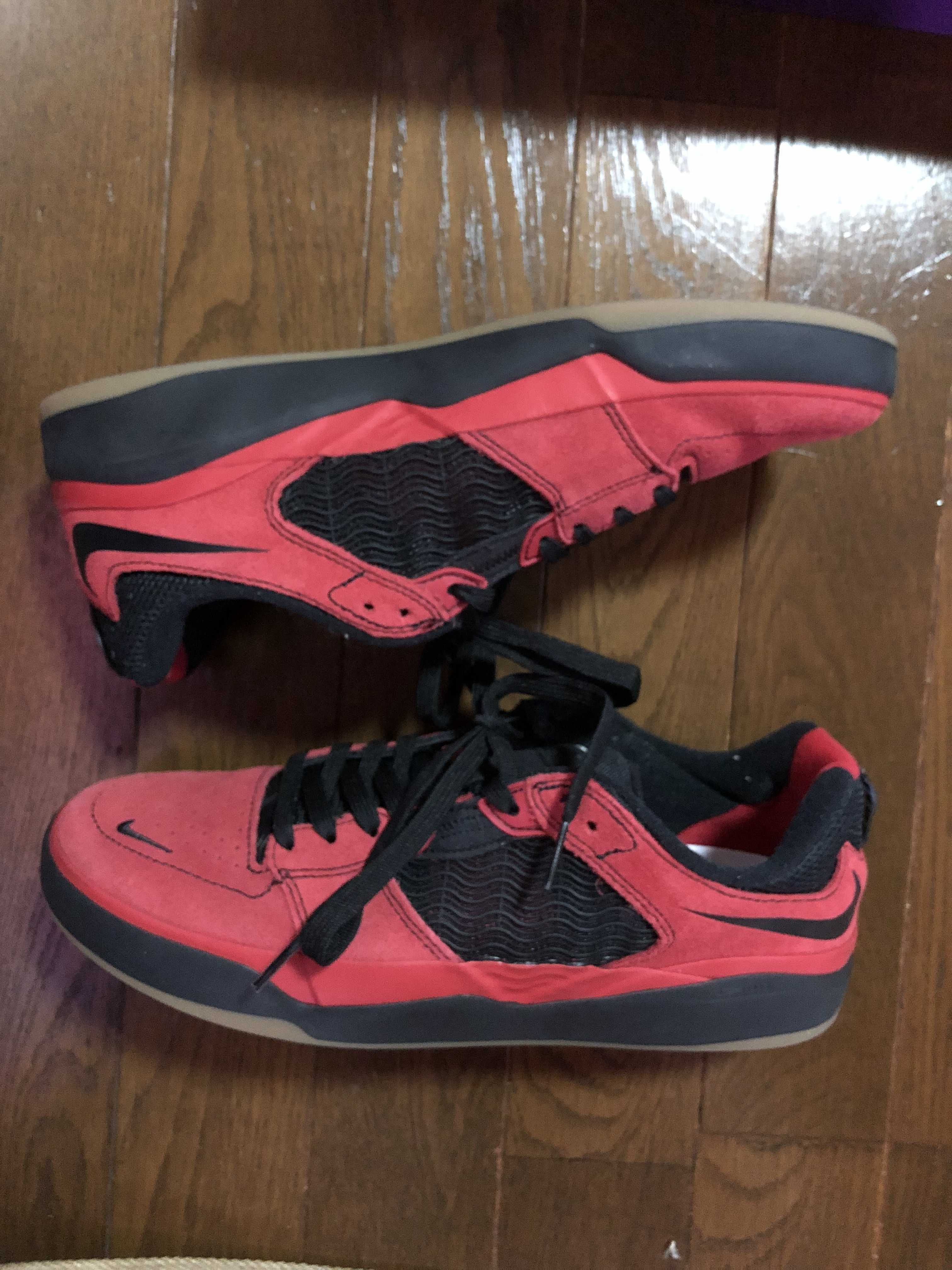 Ishod Wair × Nike SB "Varsity Red/Black-White"