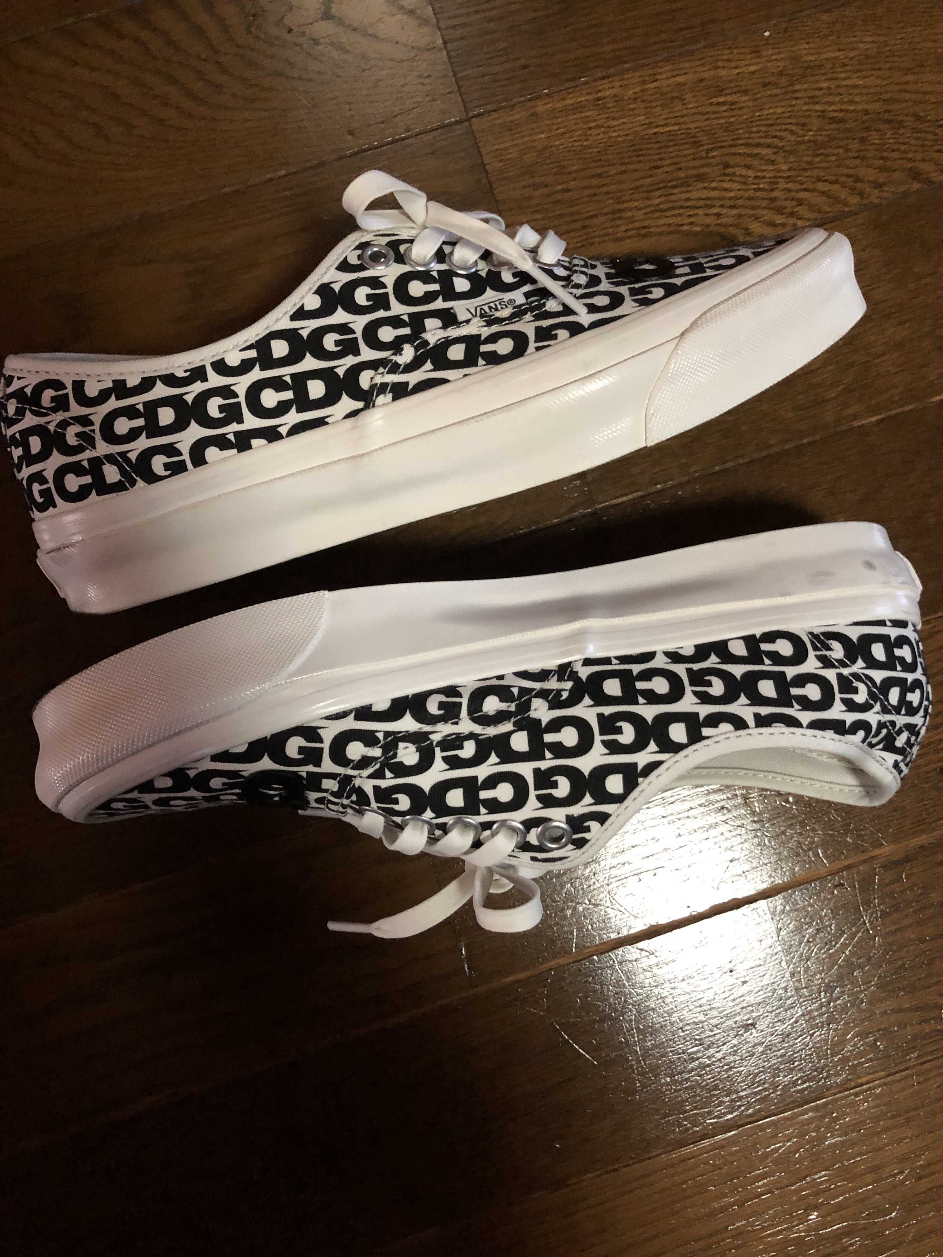 COMME des GARCONS CDG × Vans Authentic LX "Black Heel Tab"