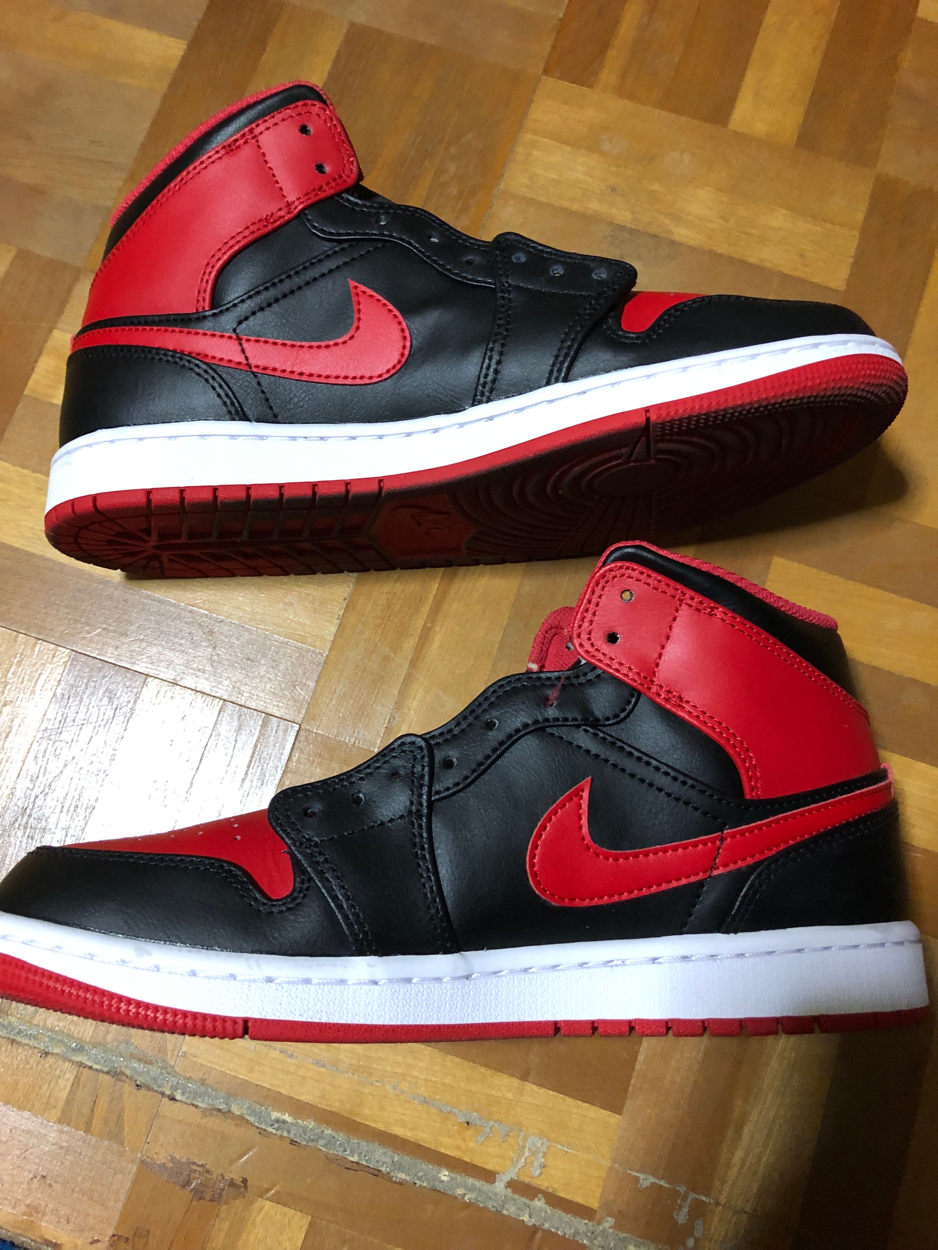 Nike Air Jordan 1 Mid "Bred Toe"