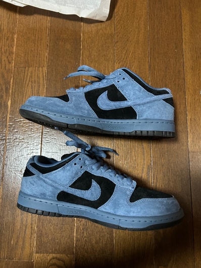 Supreme × Nike SB Dunk Low "Ocean Fog" (North America Exclusive) (25FW Week2)