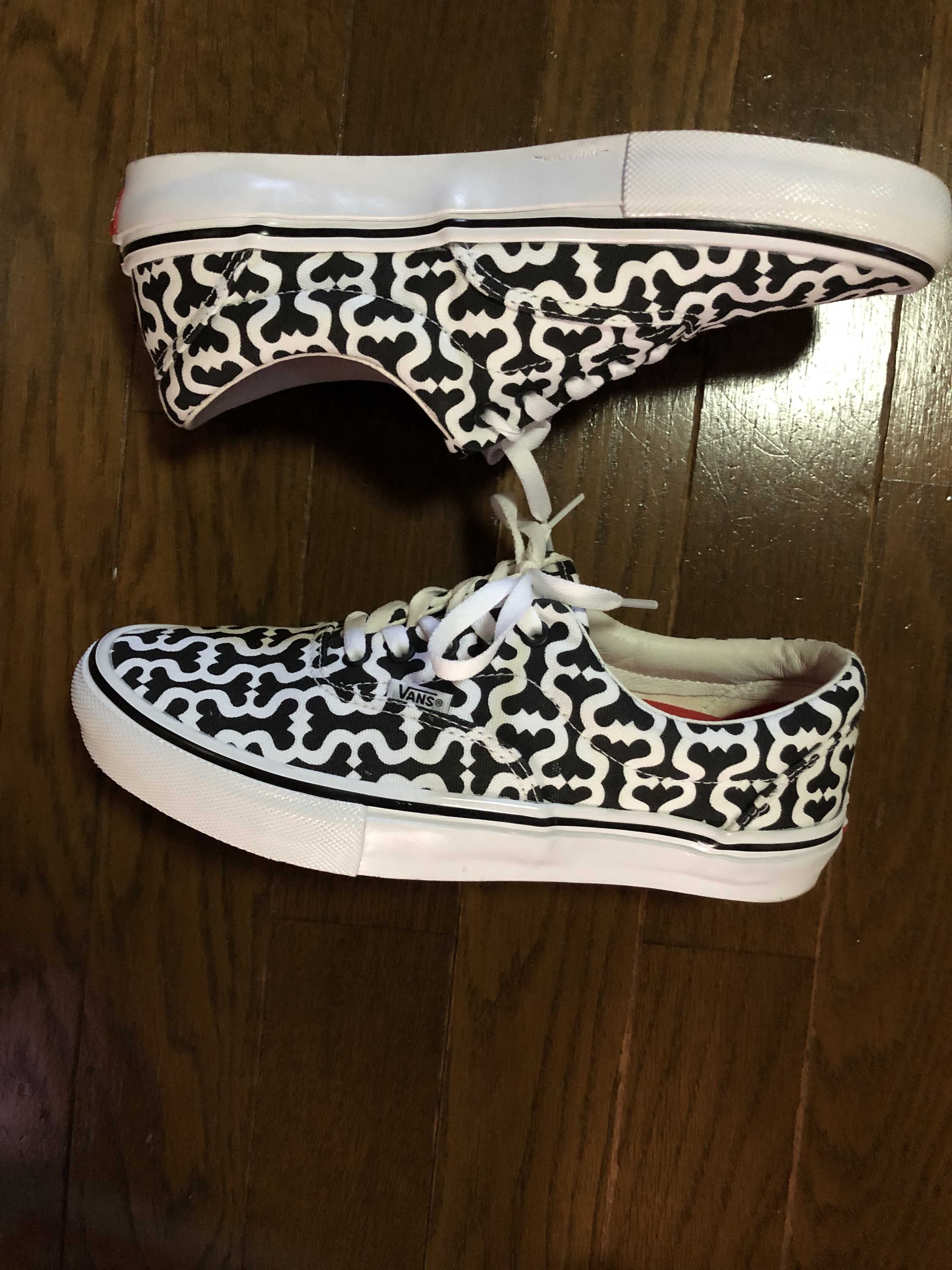 Supreme × Vans Monogram S Logo Skate ERA "Black"