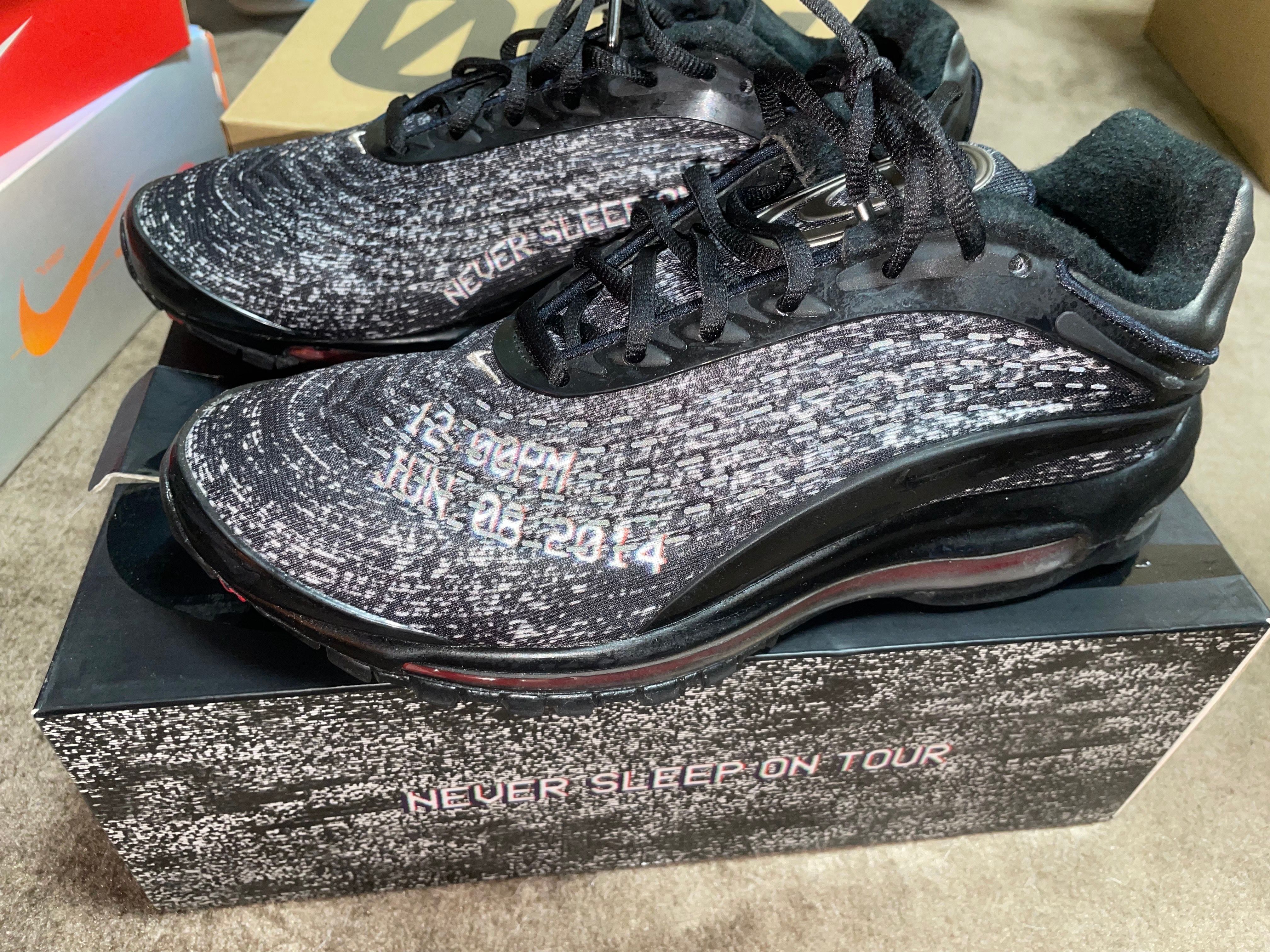 SKEPTA × NIKE AIR MAX DELUXE BLACK/DEEP RED