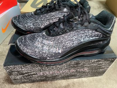 SKEPTA × NIKE AIR MAX DELUXE BLACK/DEEP RED