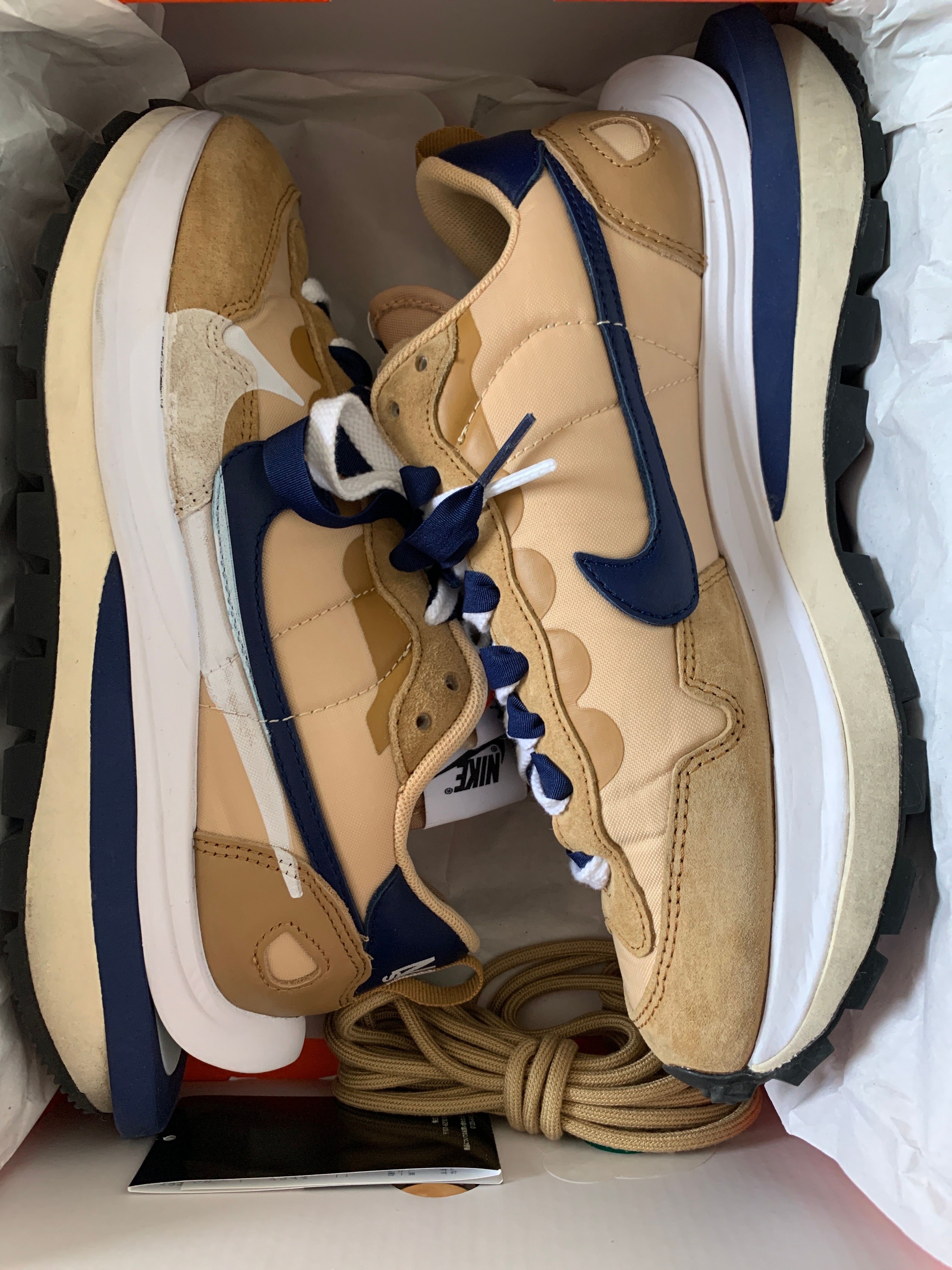 Sacai × Nike Vapor Waffle "Sesame And Blue Void"