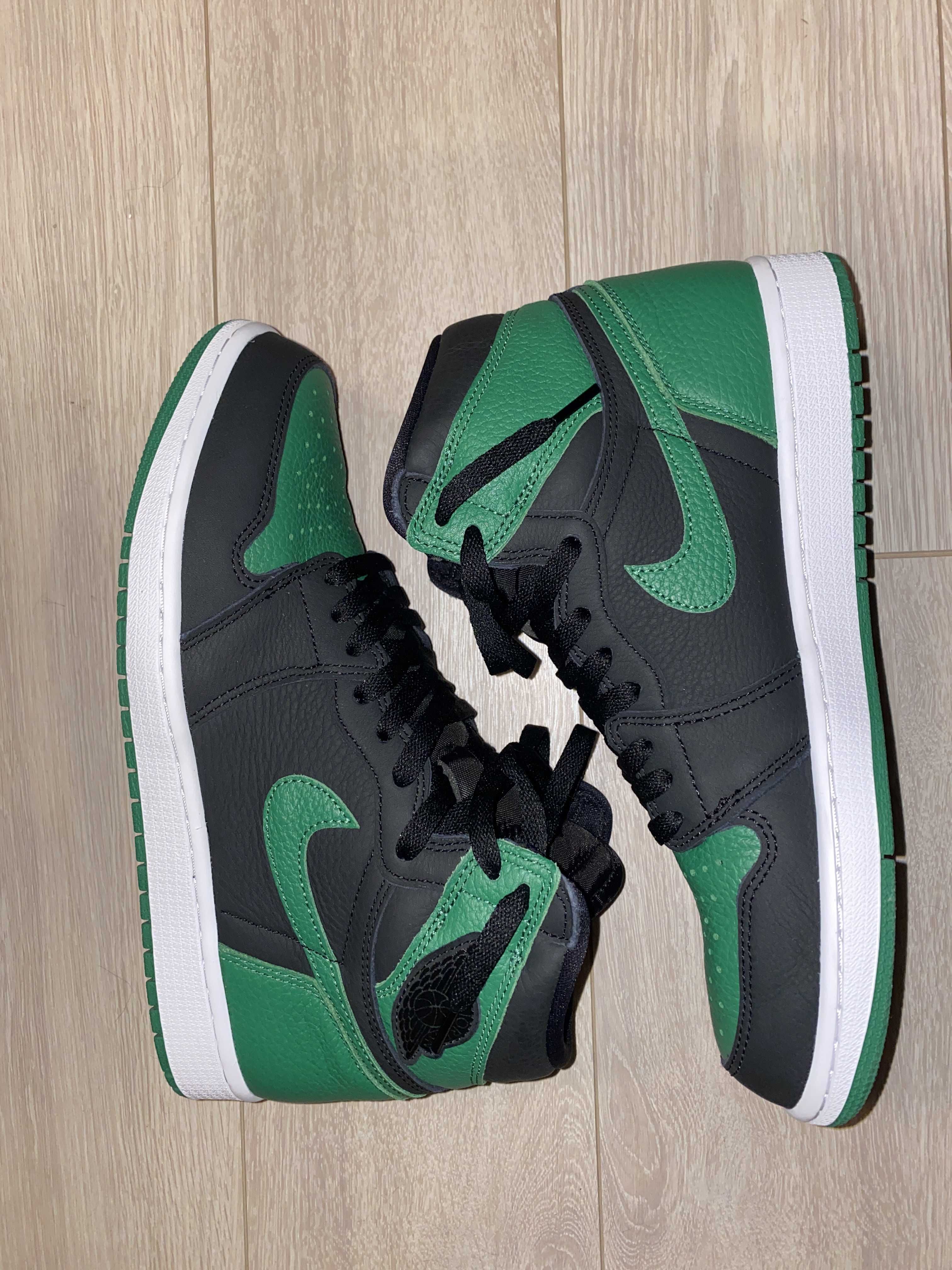 Nike Air Jordan 1 Retro High OG "Black/Pine Green" (2020)      