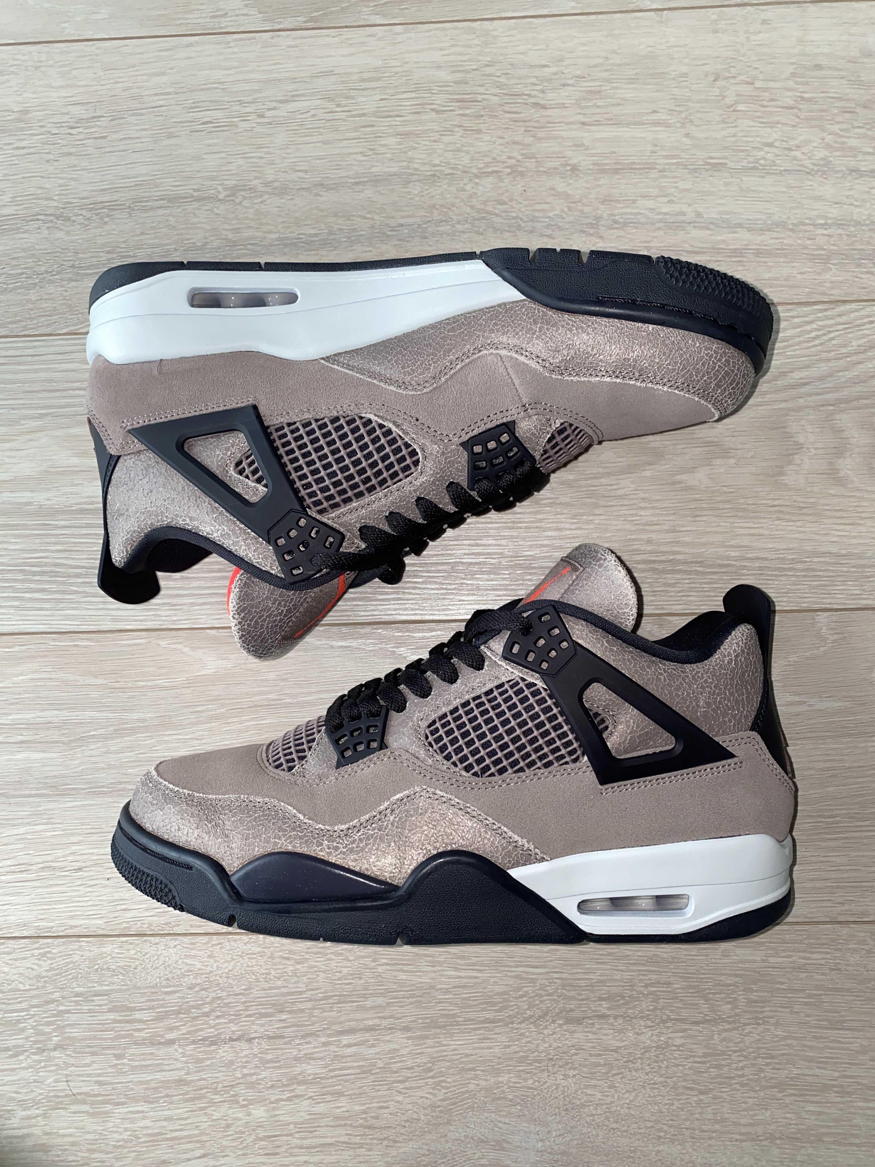 Nike Air Jordan 4 "Taupe Haze"