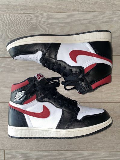 Nike Air Jordan 1 Retro High "Black/White/Sail/Gym Red"
