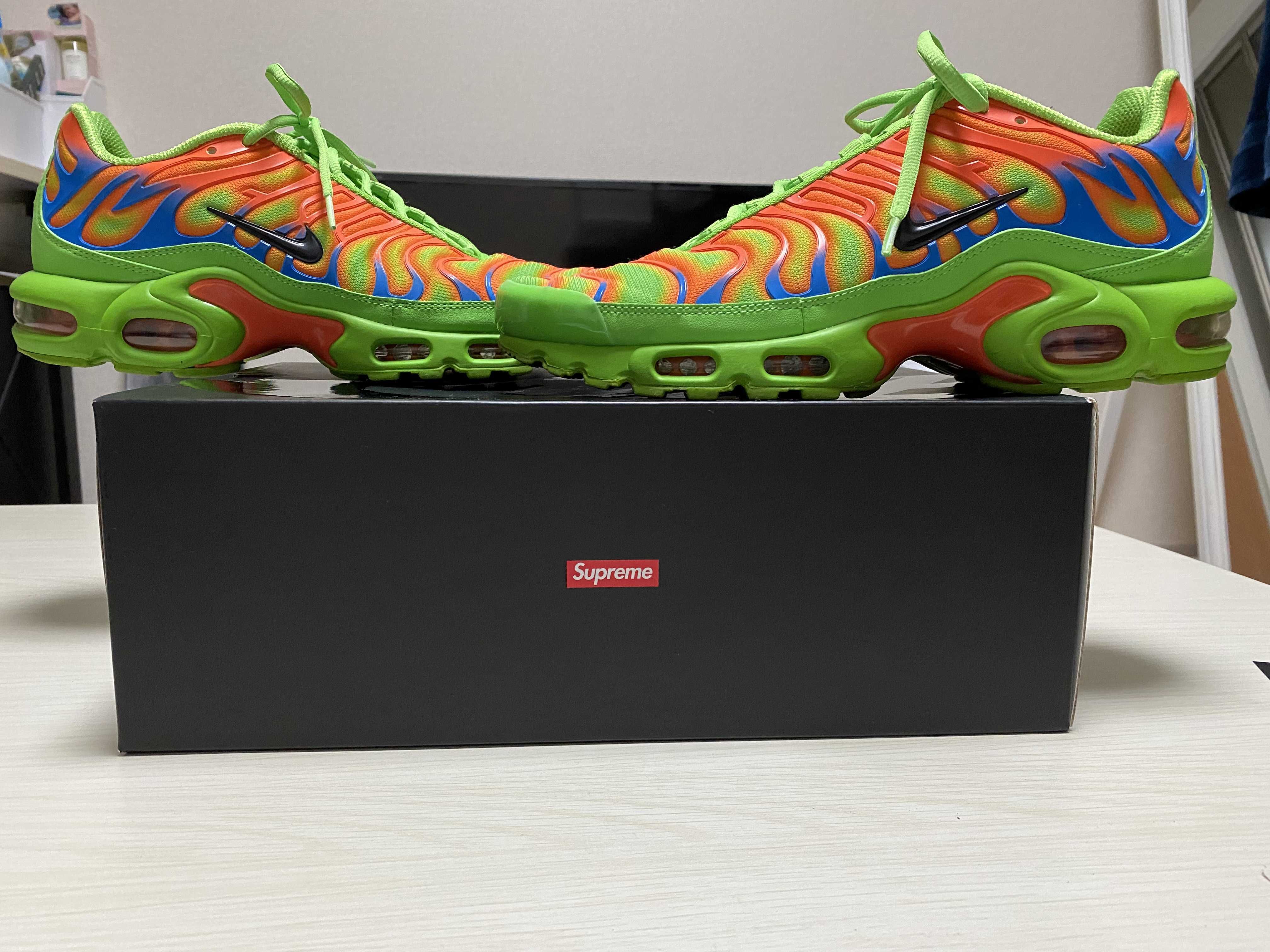 Supreme × Air Max Plus TN "Mean Green"