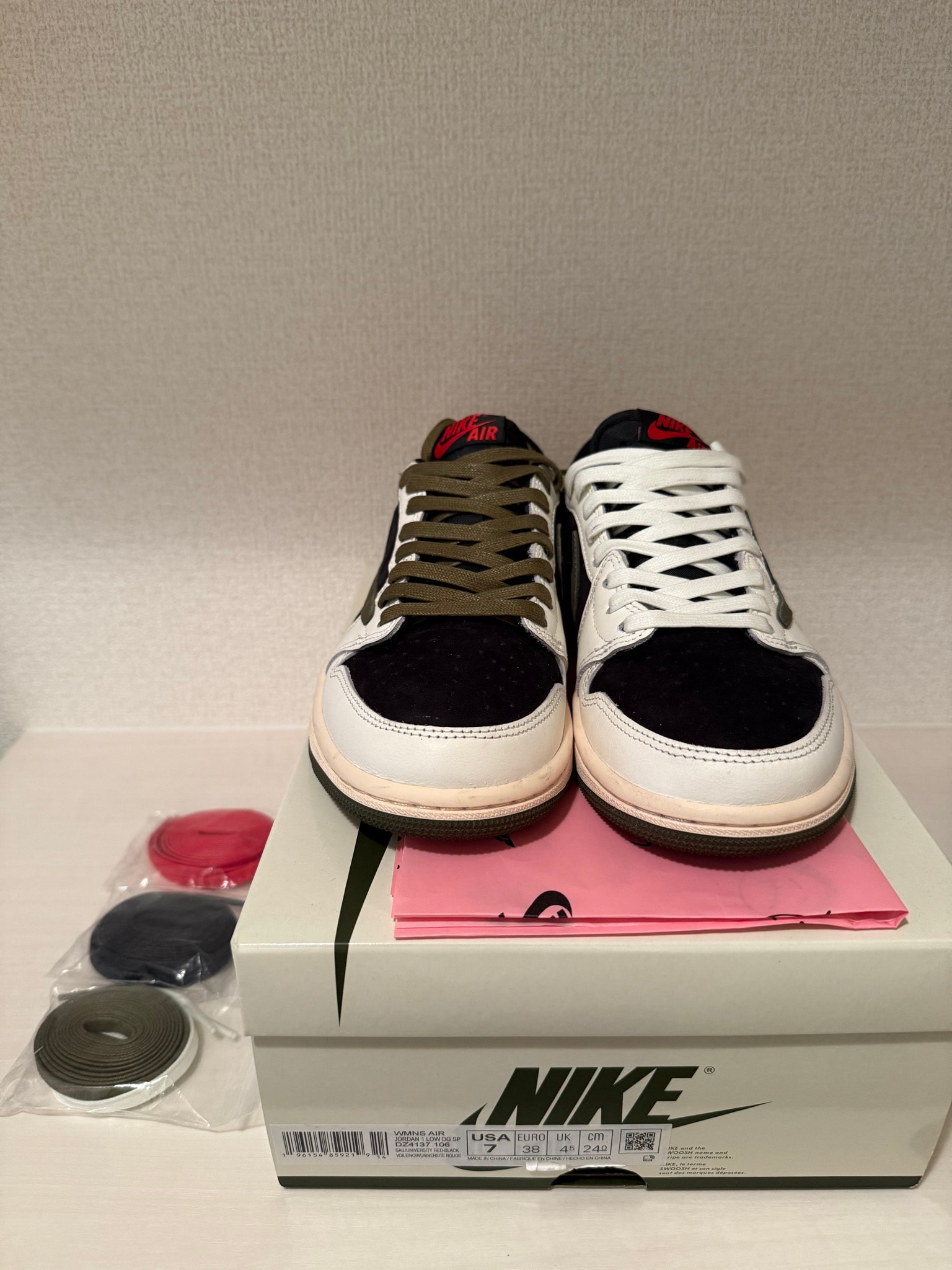 Travis Scott × Nike Women's Air Jordan 1 Low OG "Medium Olive"