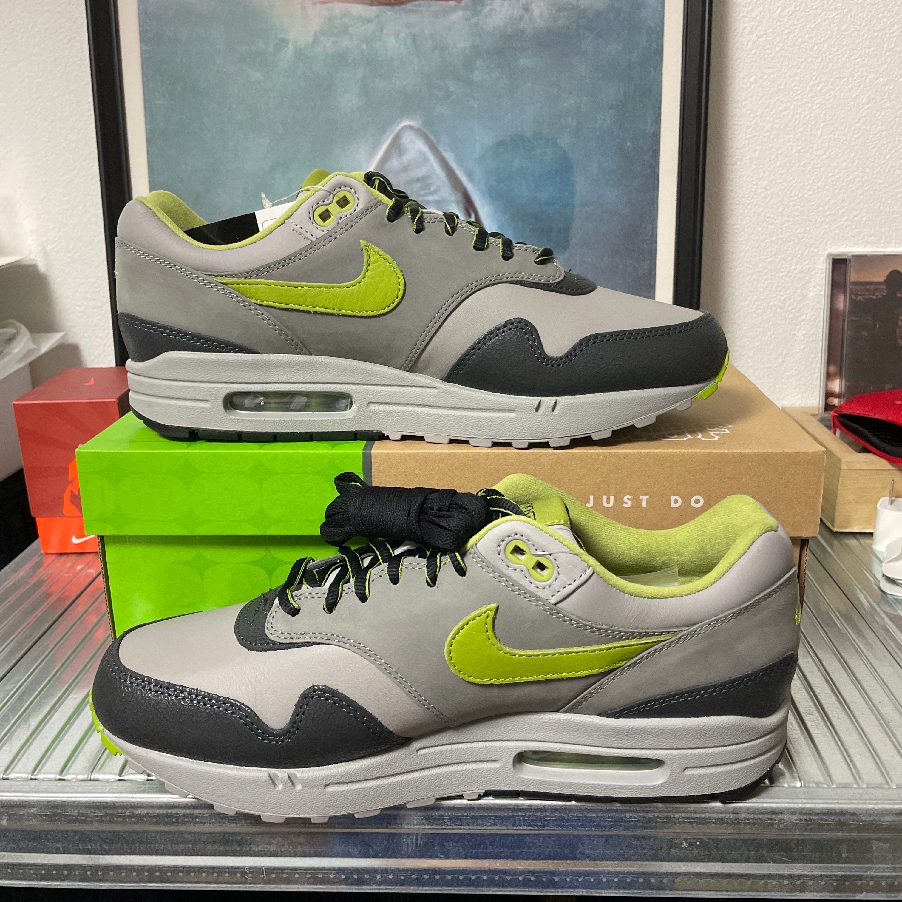 HUF × Nike Air Max 1 "Anthracite and Medium Grey"
