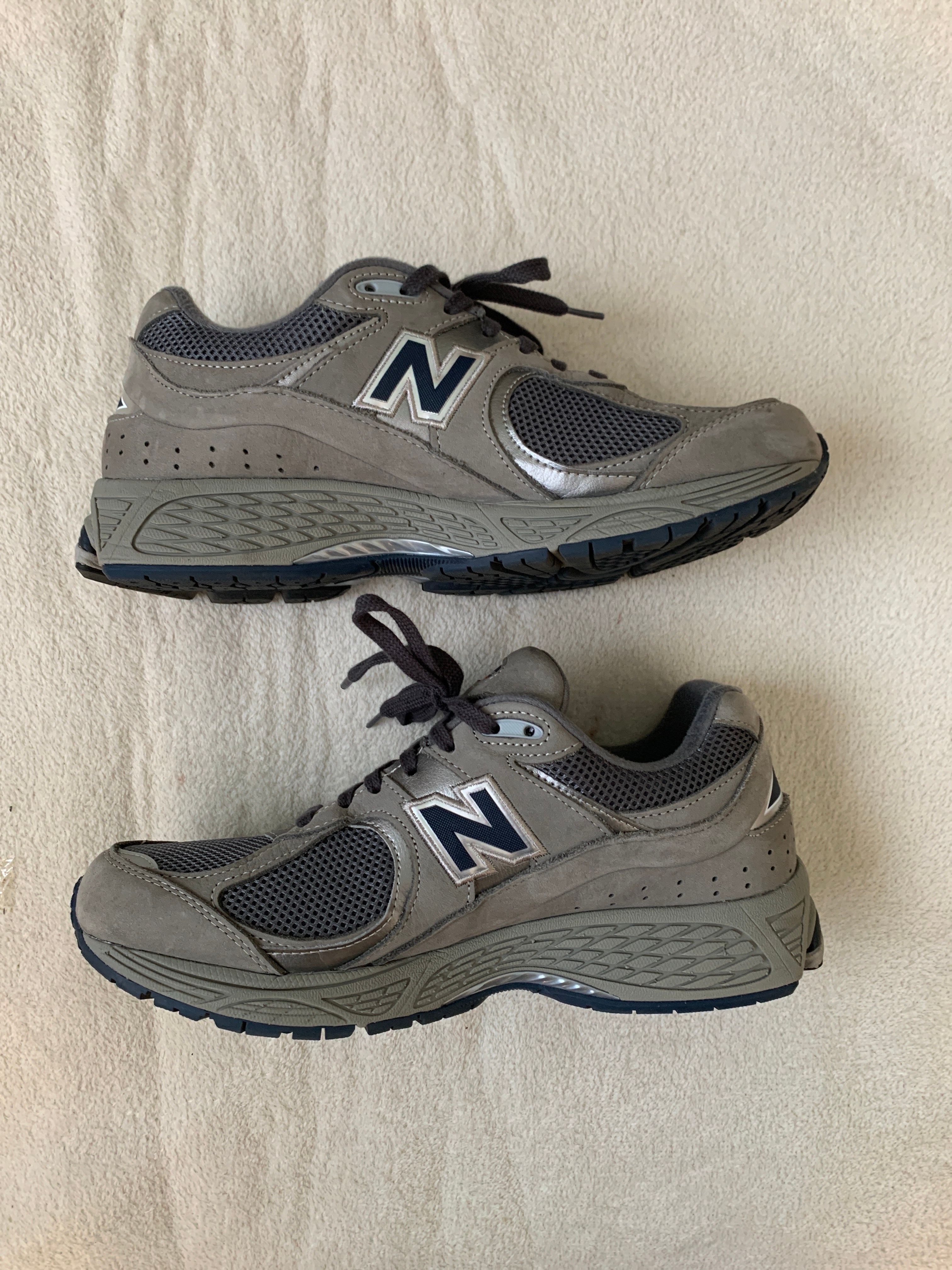 New Balance 2002R "Gray"