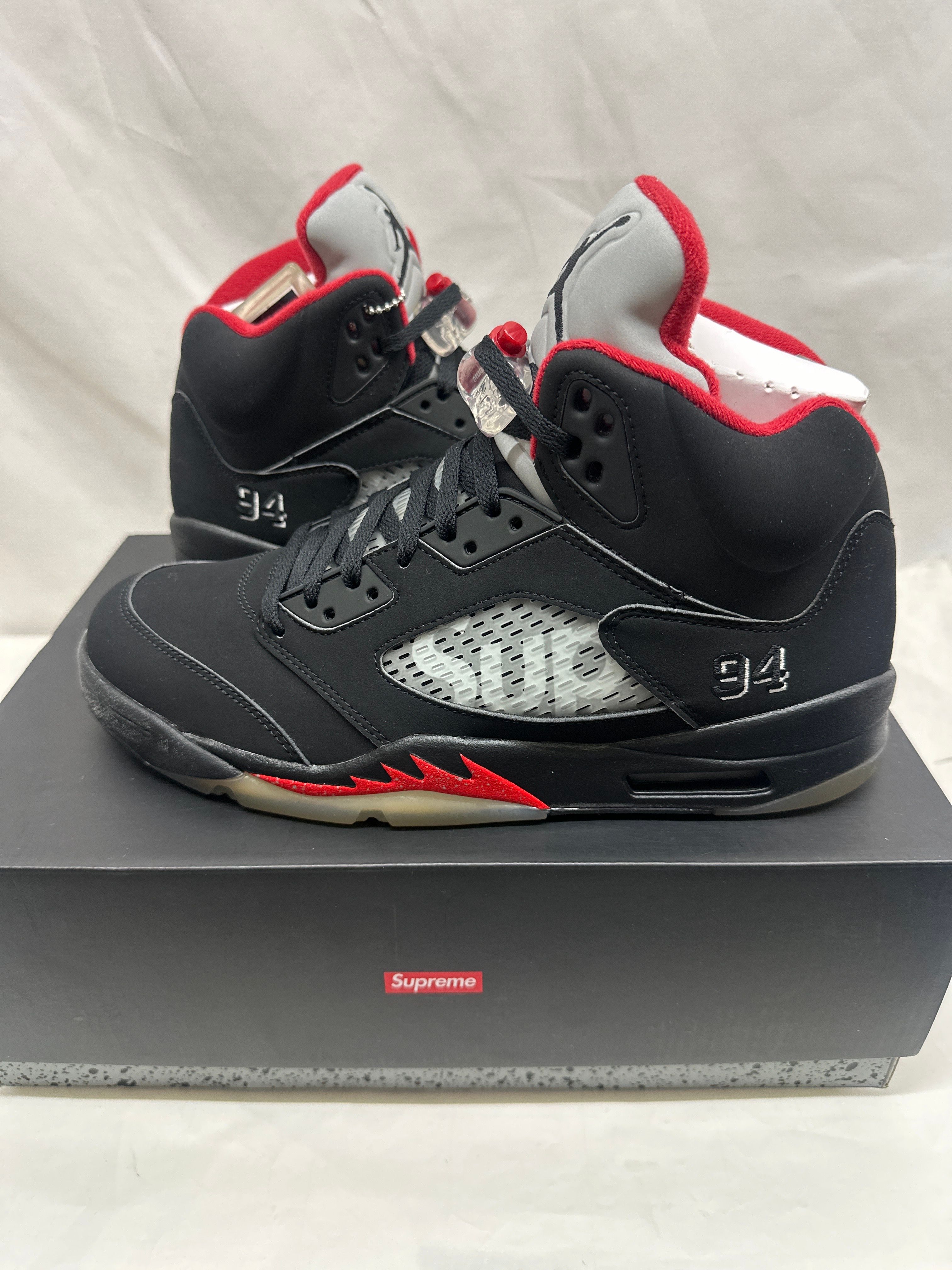 Supreme × Nike Air Jordan 5 Retro "Black"