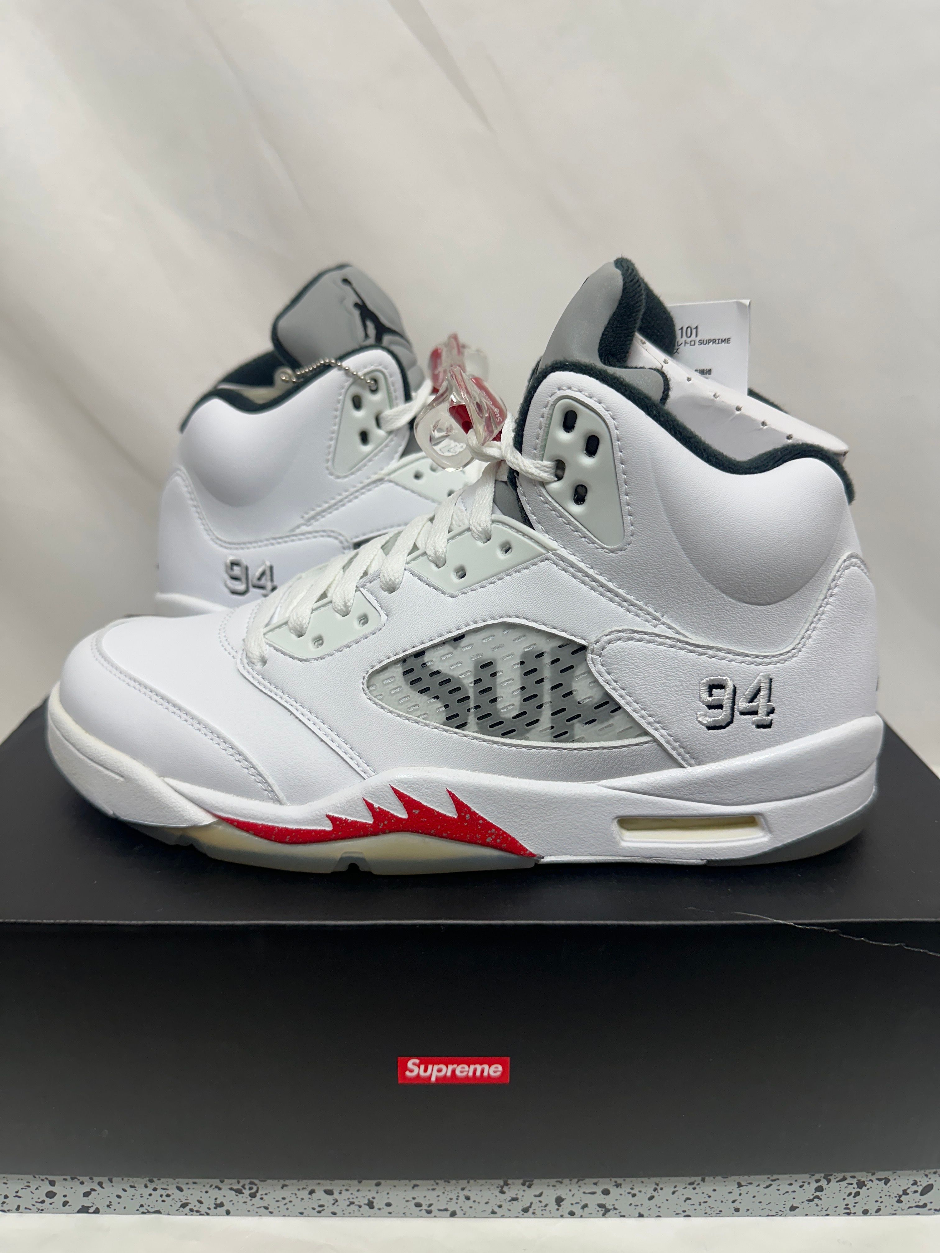 Supreme × Nike Air Jordan 5 Retro "White"