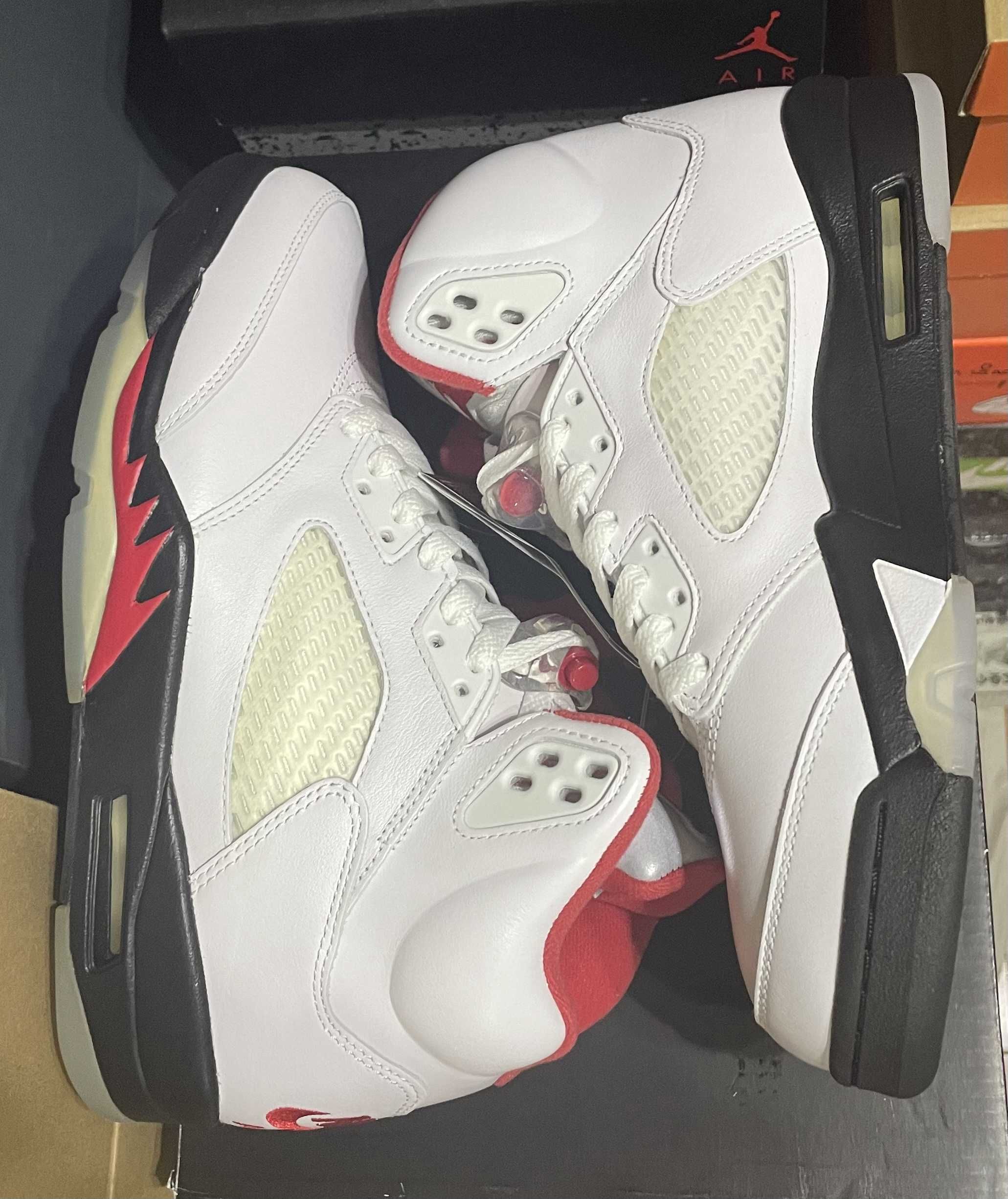 Nike Air Jordan 5 Retro "Fire Red" (2020)