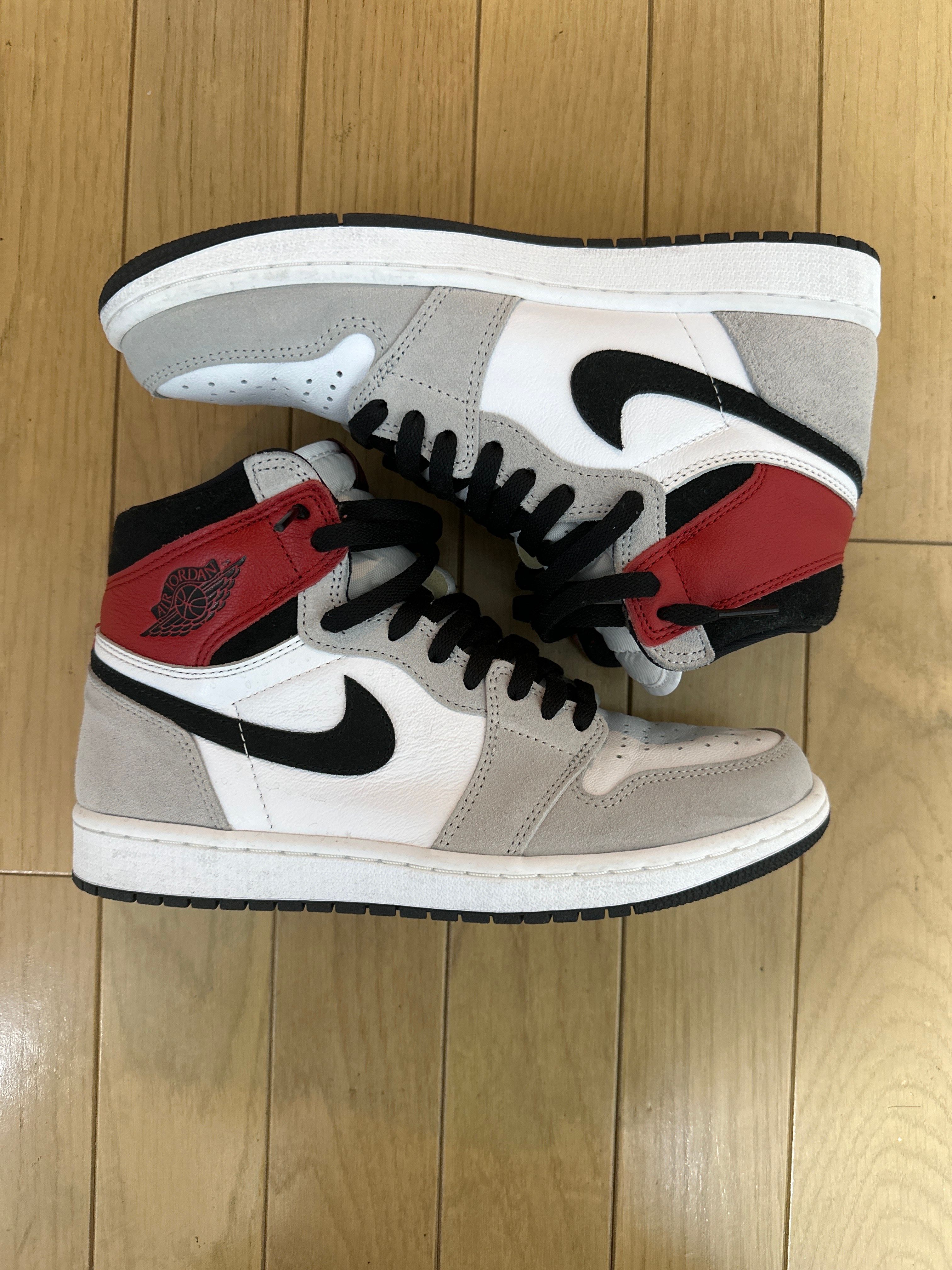 Nike Air Jordan 1 High OG "White/Black/Light Smoke Grey"